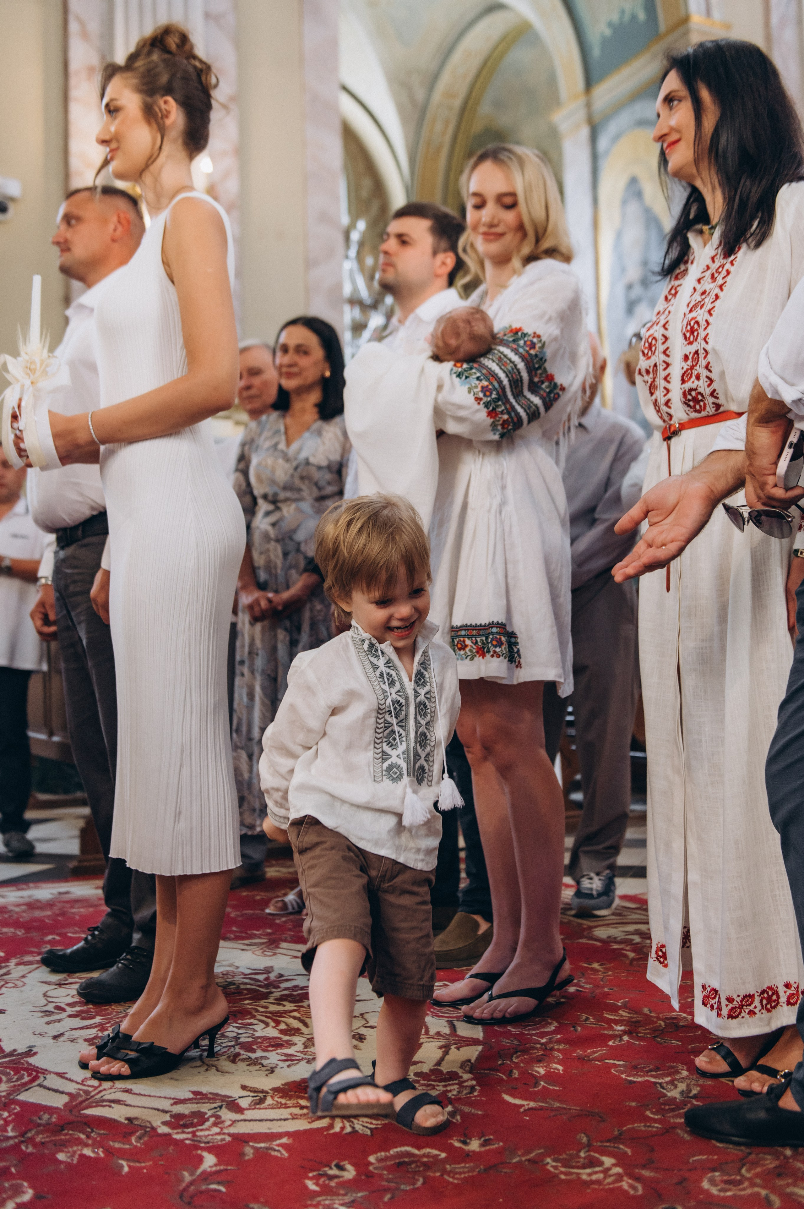 Фотосесія Хрещення Тернопіль, фотосесія хрестин Тернопіль, Катедра Тернопіль, фотосесія хрещення катедра. Сімейний, дитячий та індивідуальний фотограф в м. Тернопіль, м. Львів