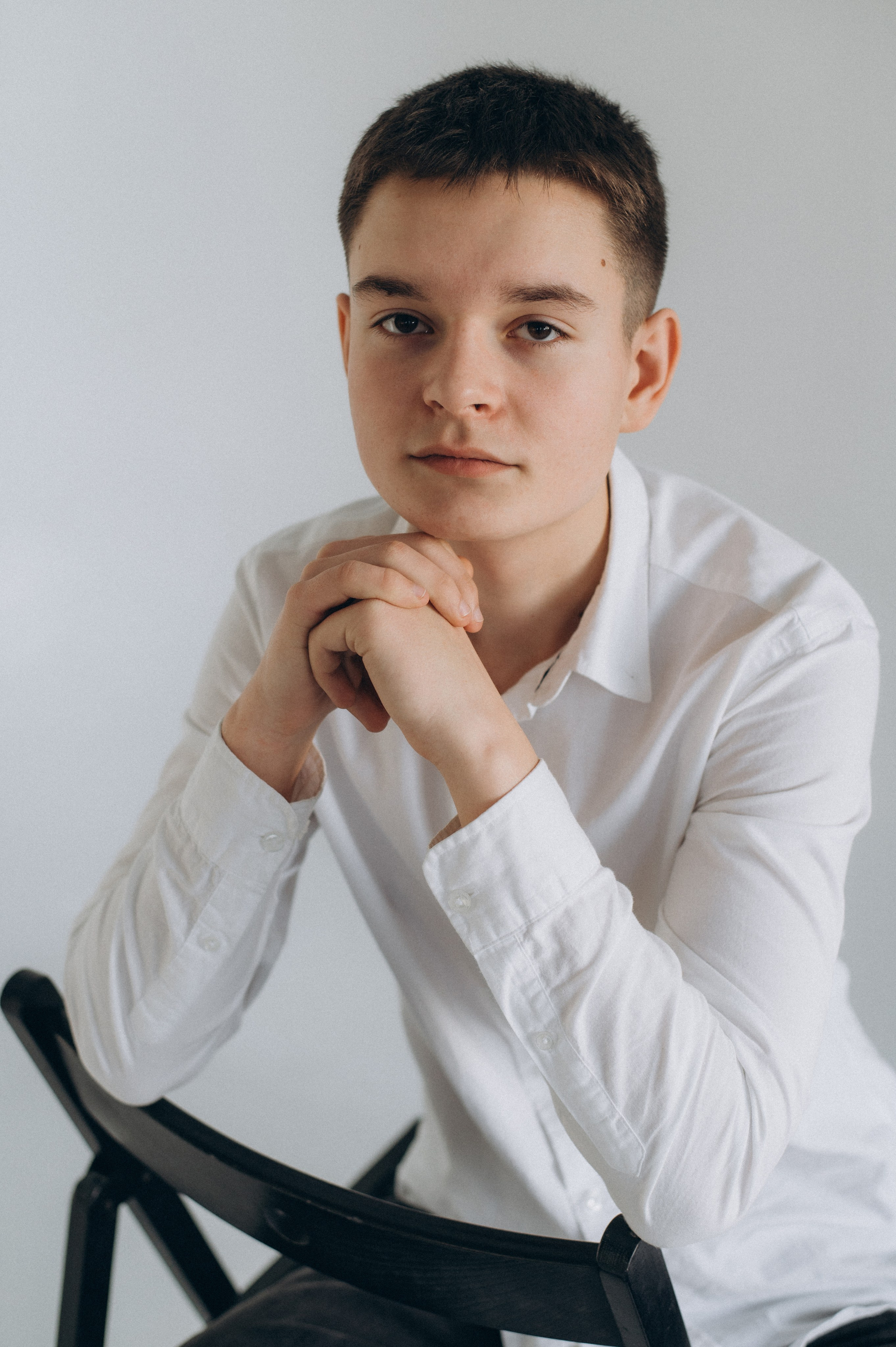 Фотосесія випускників, фотосесія на віньєтки Тернопіль, випускники Тернопіль, випуск 2025. Сімейний, дитячий та індивідуальний фотограф в м. Тернопіль, м. Львів