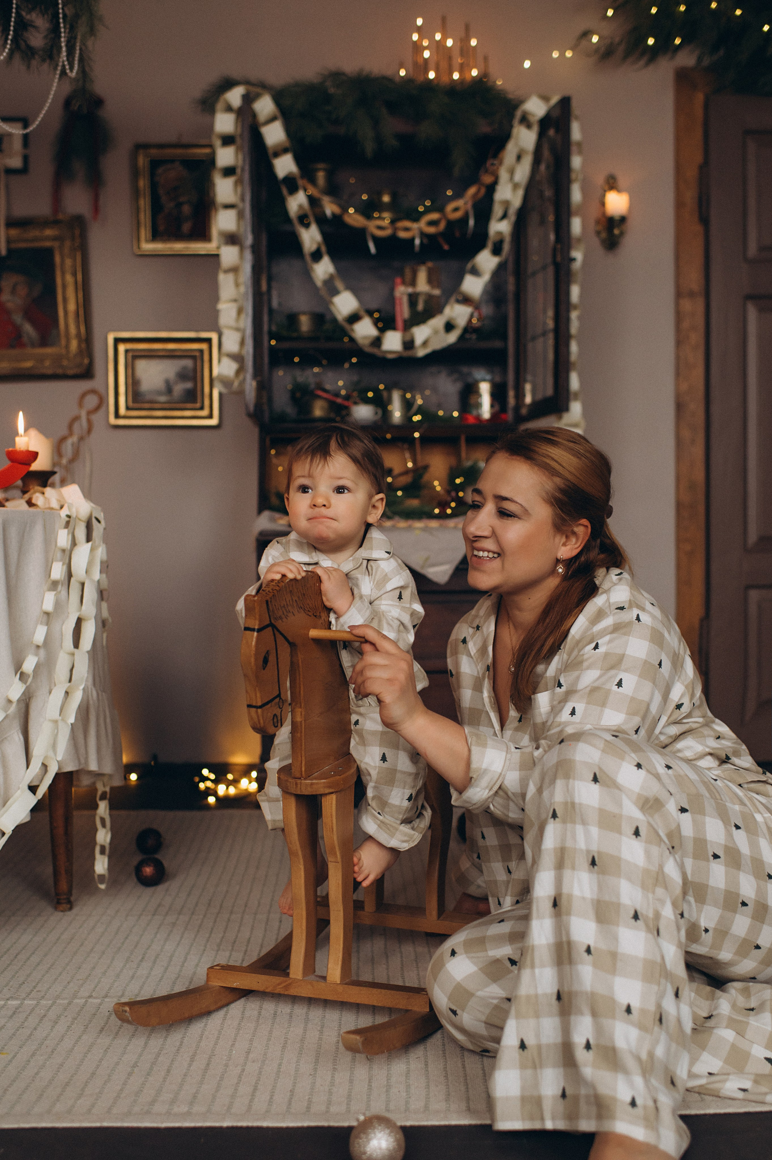 Перший тортик малюка, зйомка першого тортика Тернопіль, новорічна фотосесія, зйомка дня народження, сімейний фотограф Тернопіль, cakesmash. Сімейний, дитячий та індивідуальний фотограф в м. Тернопіль, м. Львів