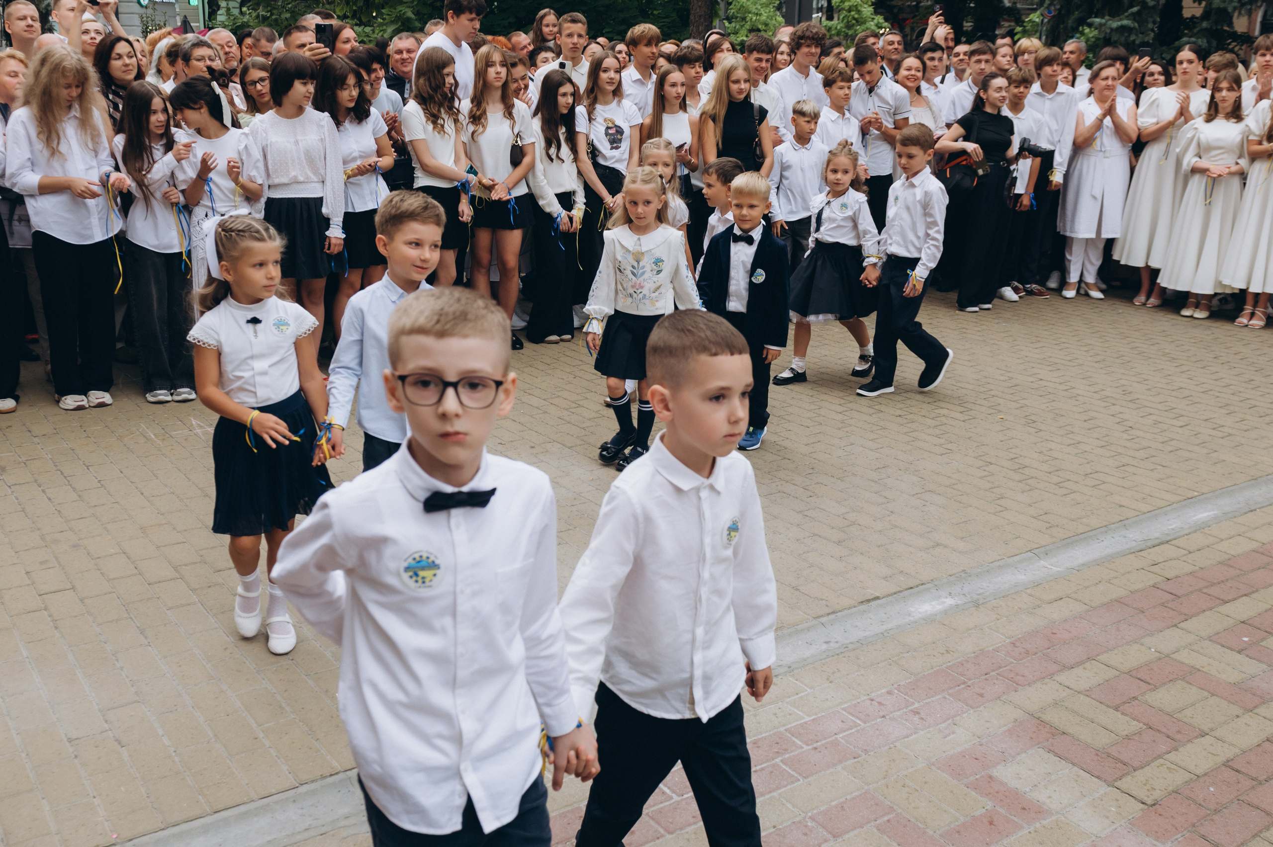 Перший дзвоник у Тернополі, фотосесія першокласників