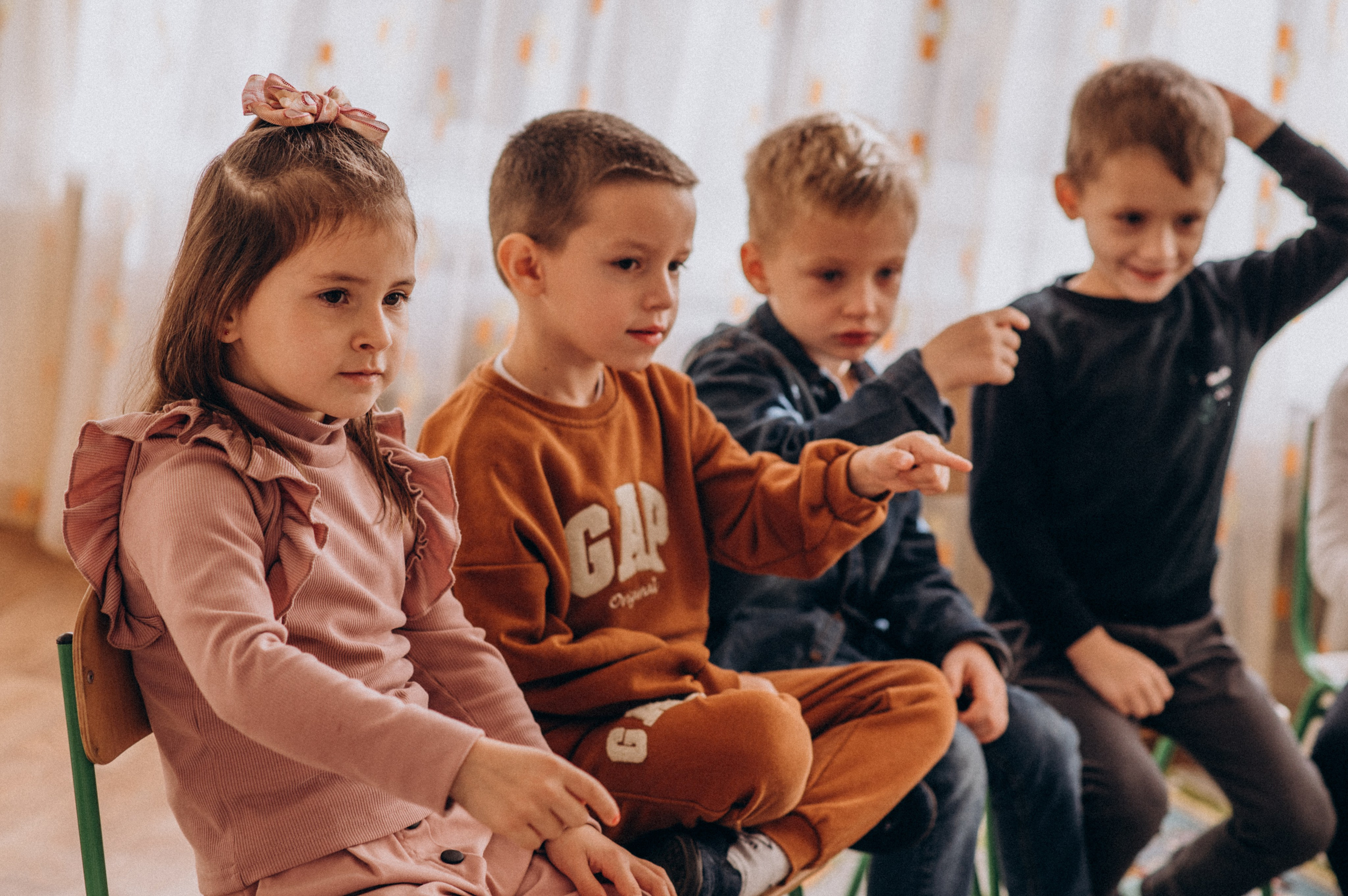 Фотосесія в дитячому садку, фотосесія на віньєтки, випускні фотоальбоми Тернопіль, шкільні фотоальбоми Тернопіль, зйомка випускного садочку. Сімейний, дитячий та індивідуальний фотограф в м. Тернопіль, м. Львів