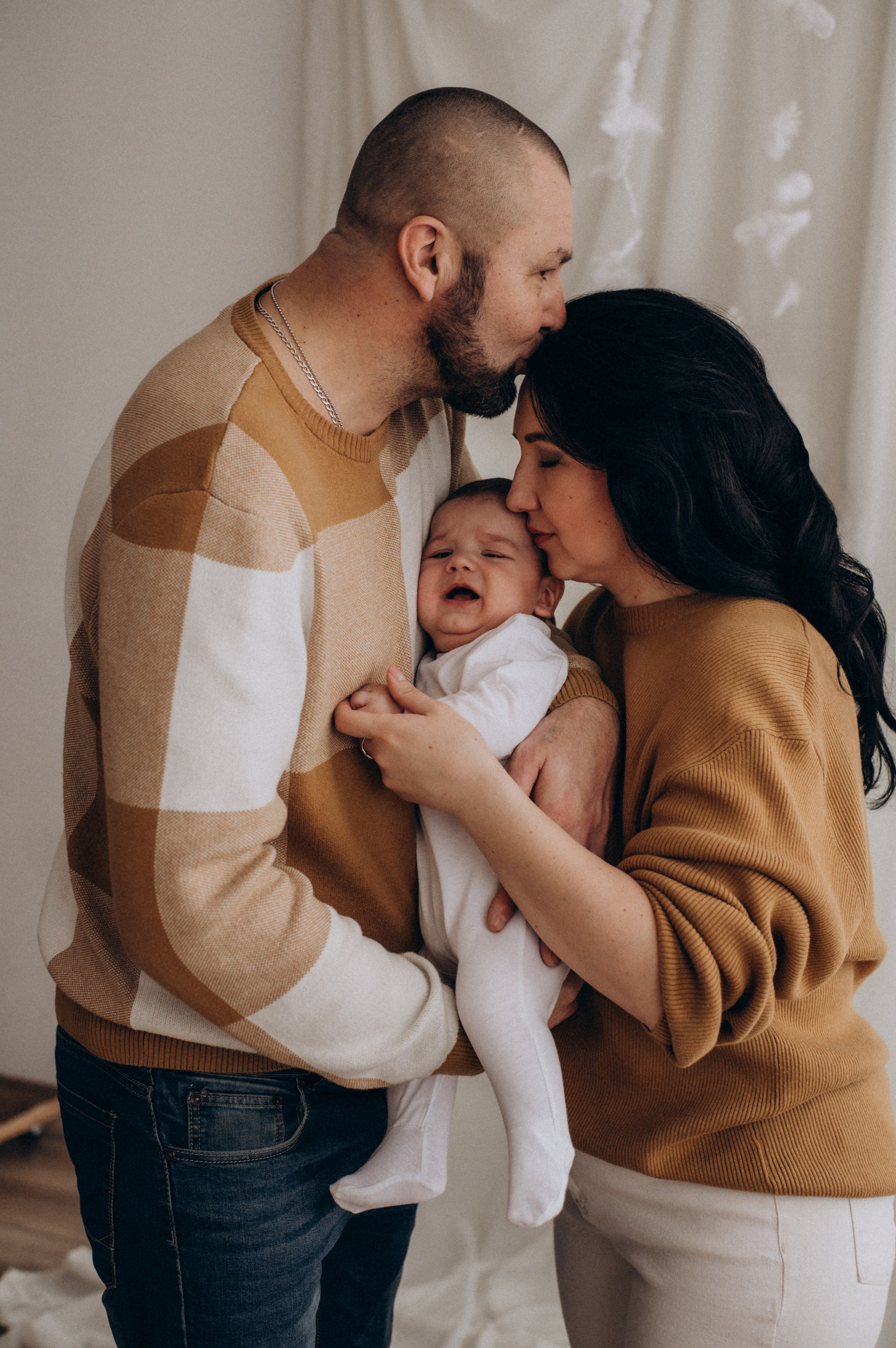 Сімейна фотосесія Тернопіль Львів, зйомка newborn, фотосесія новонароджених. Сімейний, дитячий та індивідуальний фотограф в м. Тернопіль, м. Львів