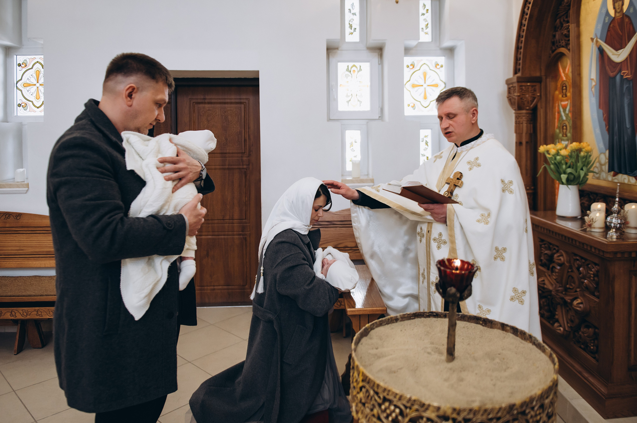 Фотосесія Хрещення Тернопіль, зйомка Хрестин Тернопіль, Храм Різдва Пресвятої Богородиці УГКЦ Тернопіль. Сімейний, дитячий та індивідуальний фотограф в м. Тернопіль, м. Львів