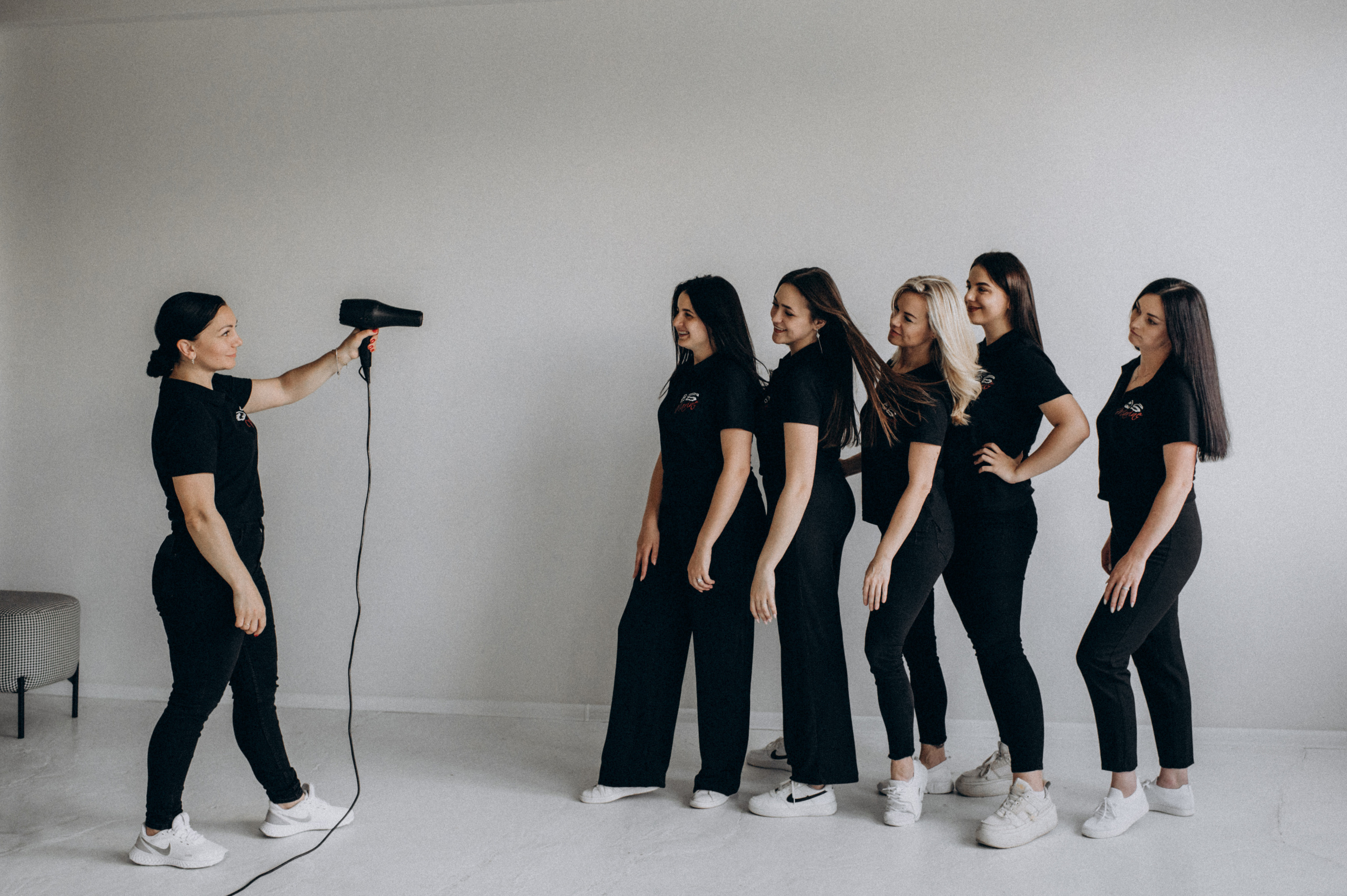 Зйомка персоналу Салону краси. Сімейний, дитячий та індивідуальний фотограф в м. Тернопіль, м. Львів