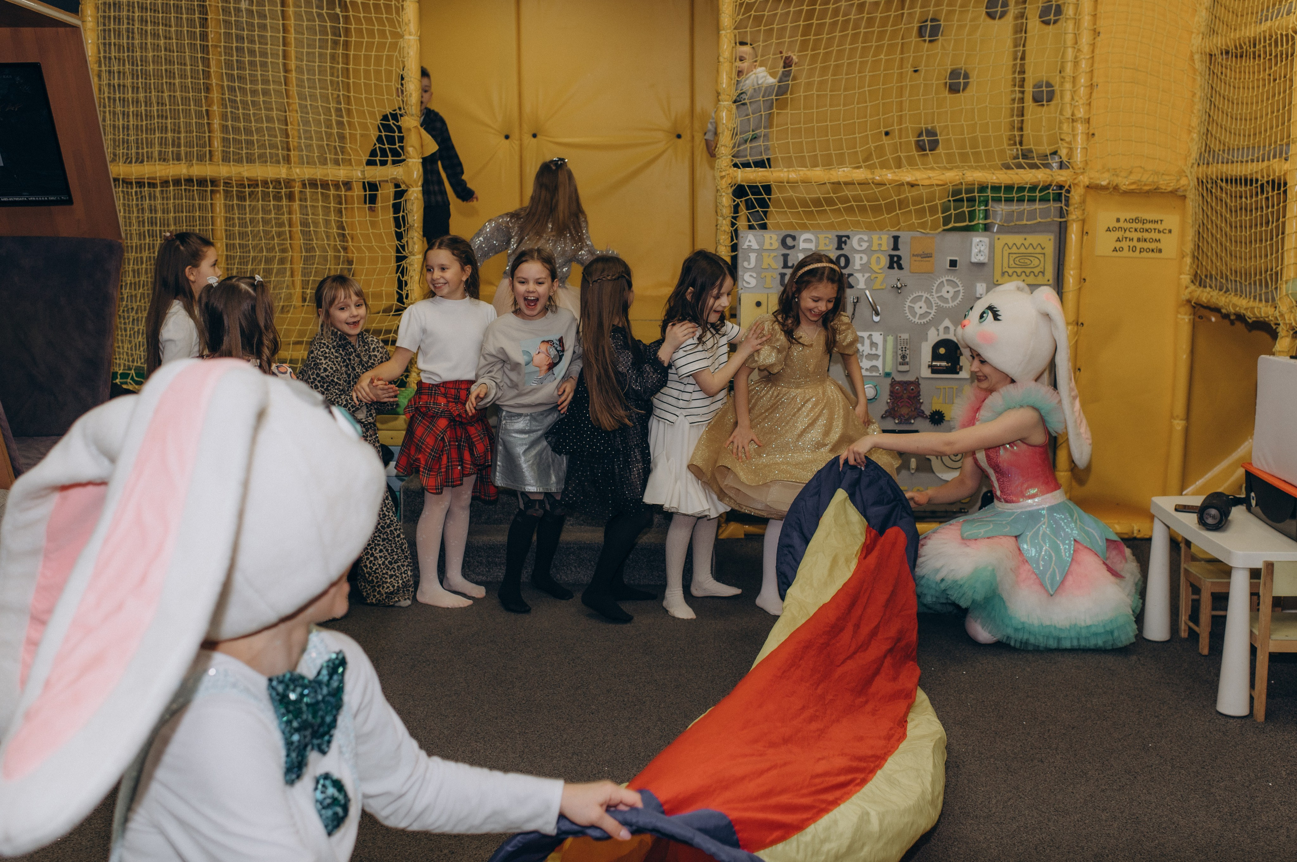 Фотосесія дня народження дитини, зйомка дитячого дня народження, фотосесія дитячого дня народження Тернопіль. Сімейний, дитячий та індивідуальний фотограф в м. Тернопіль, м. Львів