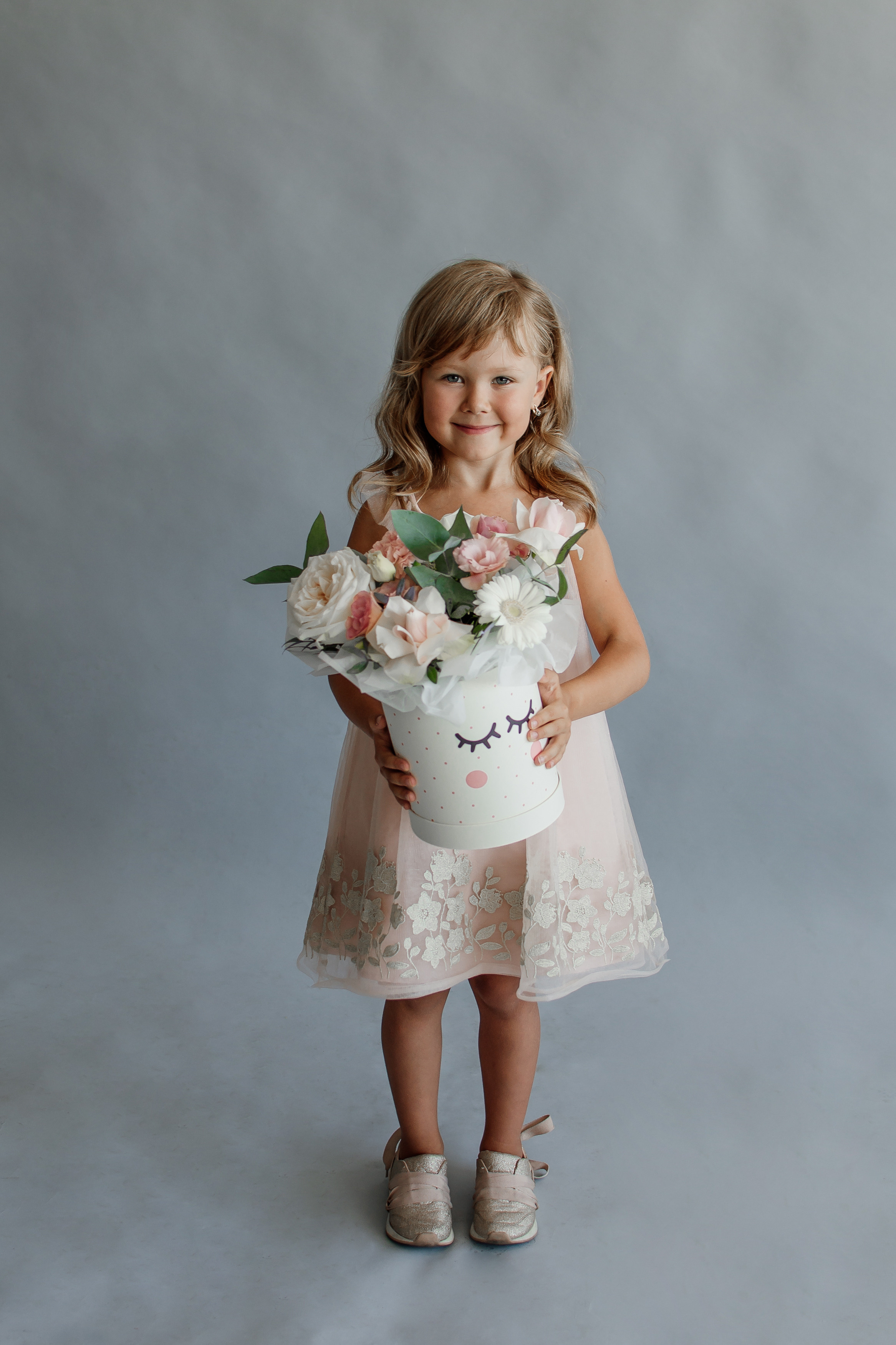 Студійна фотосесія з квітами для квіткової крамниці Sparkle. Тернопіль. Сімейний, дитячий та індивідуальний фотограф в м. Тернопіль, м. Львів