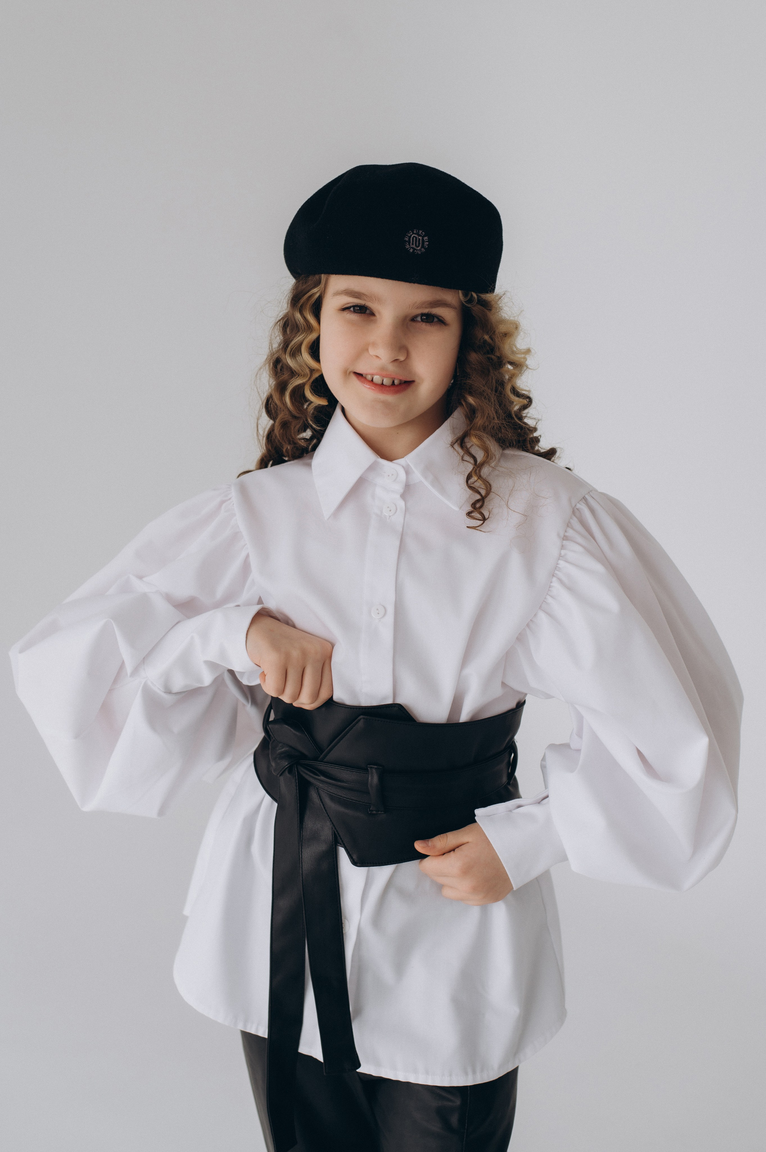 Шкільна фотосесія на віньєтки Тернопіль, шкільні альбоми, фотосесія випускників Тернопіль, випускний альбом, фотограф випускний Тернопіль. Сімейний, дитячий та індивідуальний фотограф в м. Тернопіль, м. Львів