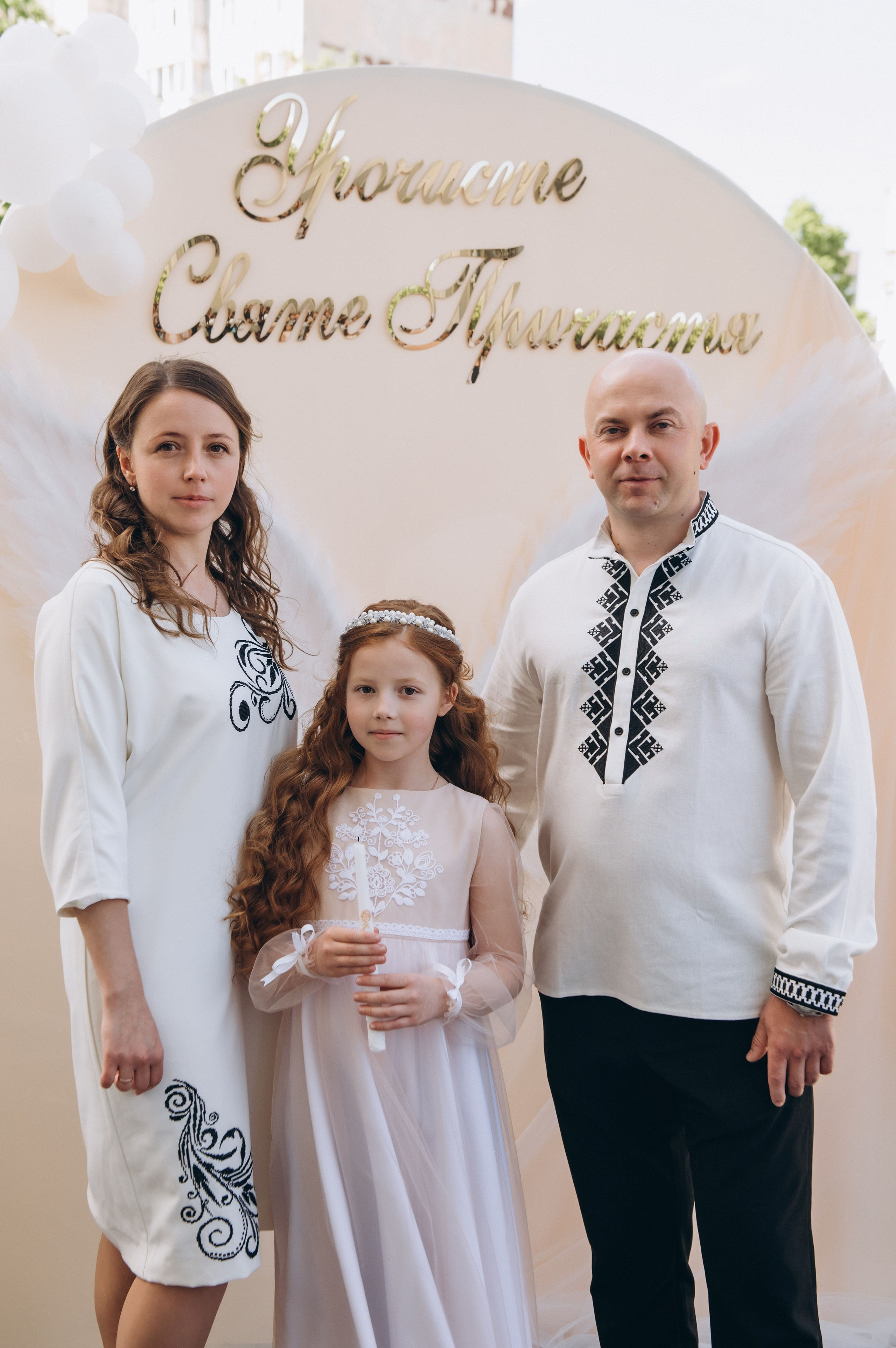 Фотосесія Причастя Тернопіль церква Св Михаїла, фотограф на Причастя Тернопіль, фотосесія Літургії Причастя Тернопіль. Сімейний, дитячий та індивідуальний фотограф в м. Тернопіль, м. Львів