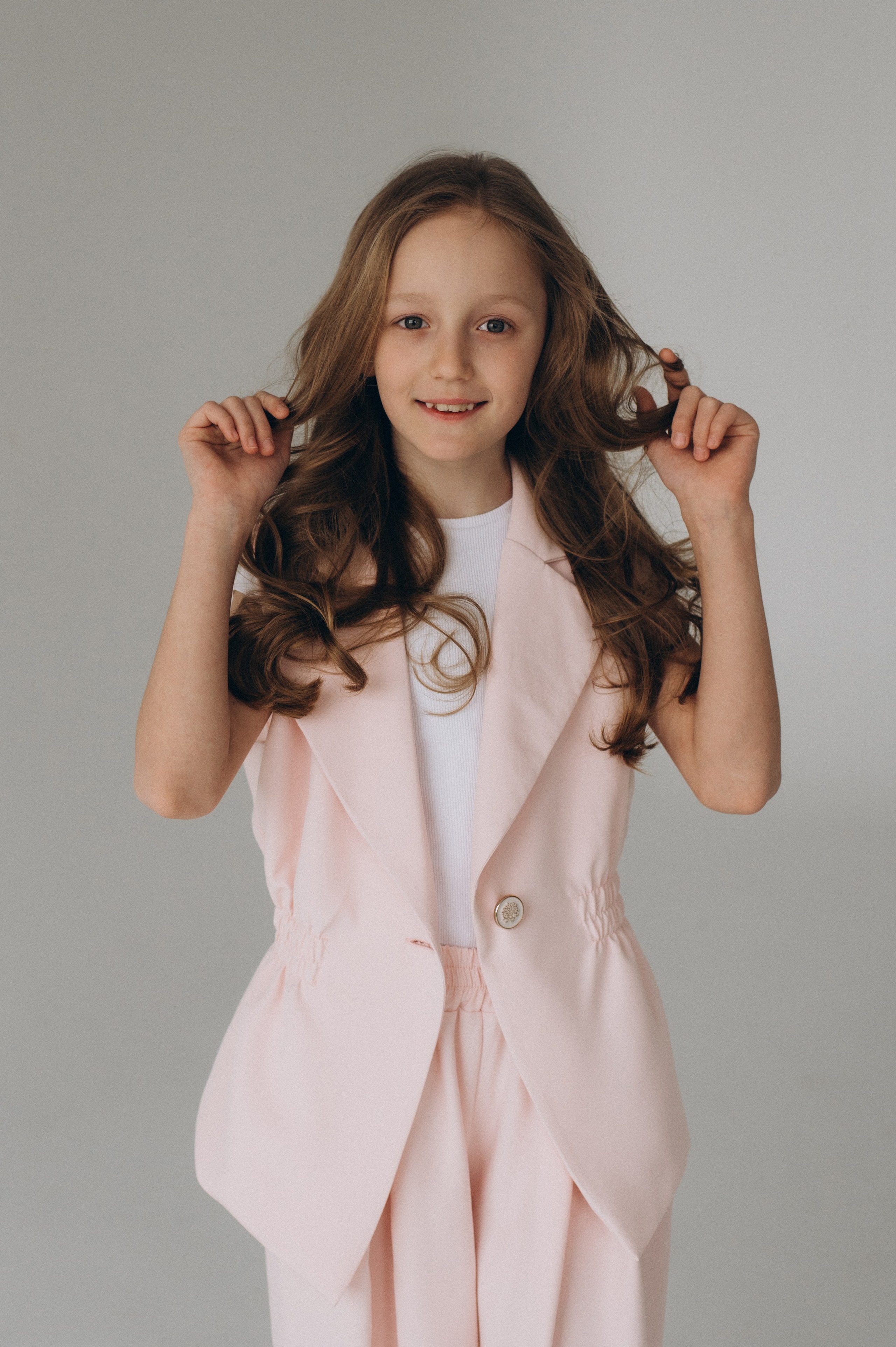 Шкільна фотосесія на віньєтки Тернопіль, шкільні альбоми, фотосесія випускників Тернопіль, випускний альбом, фотограф випускний Тернопіль. Сімейний, дитячий та індивідуальний фотограф в м. Тернопіль, м. Львів