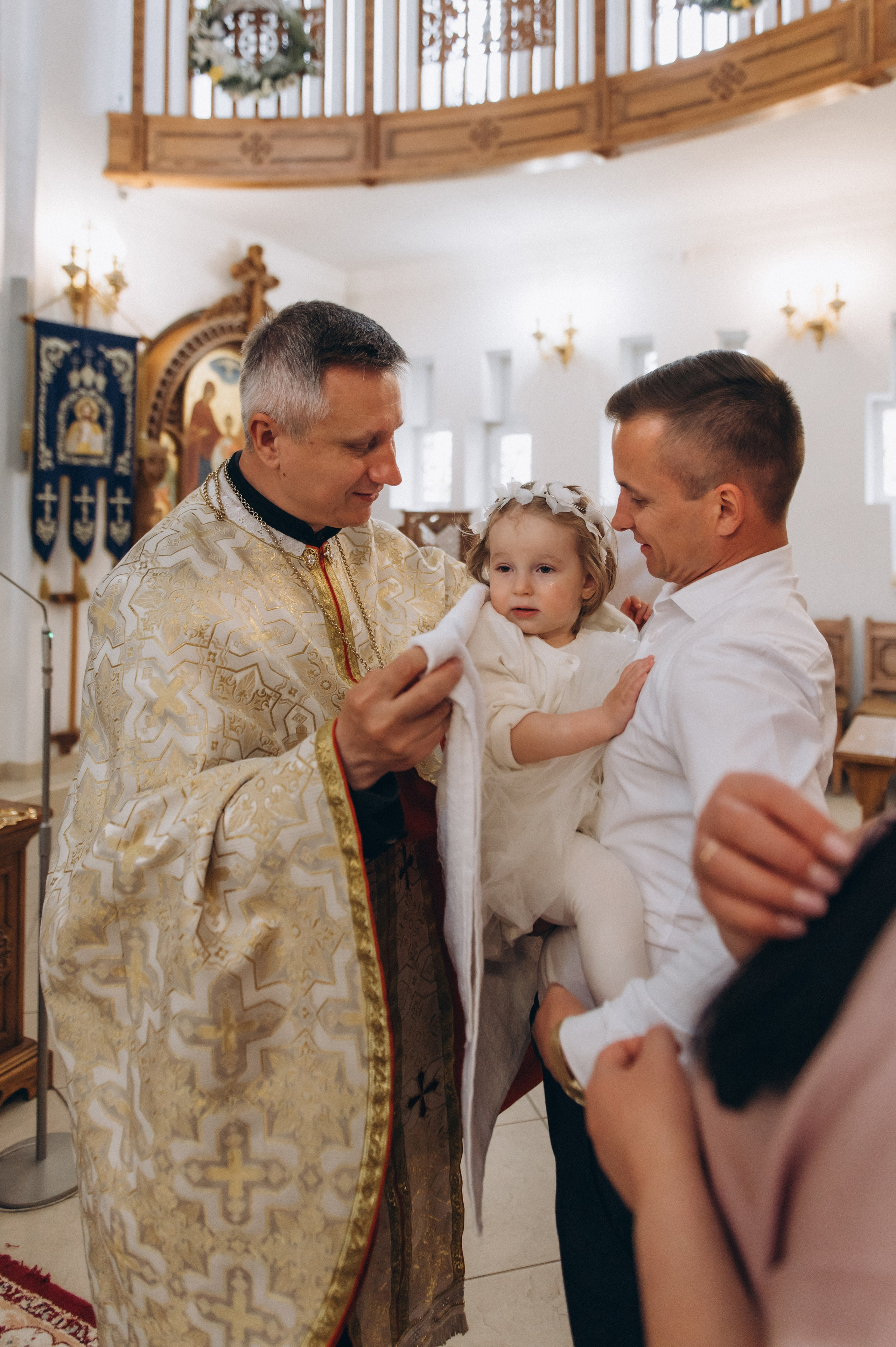 Фотосесія Хрещення Тернопіль, зйомка Хрестин Тернопіль, фотограф на хрестини Тернопіль, хрещення Львів. Сімейний, дитячий та індивідуальний фотограф в м. Тернопіль, м. Львів