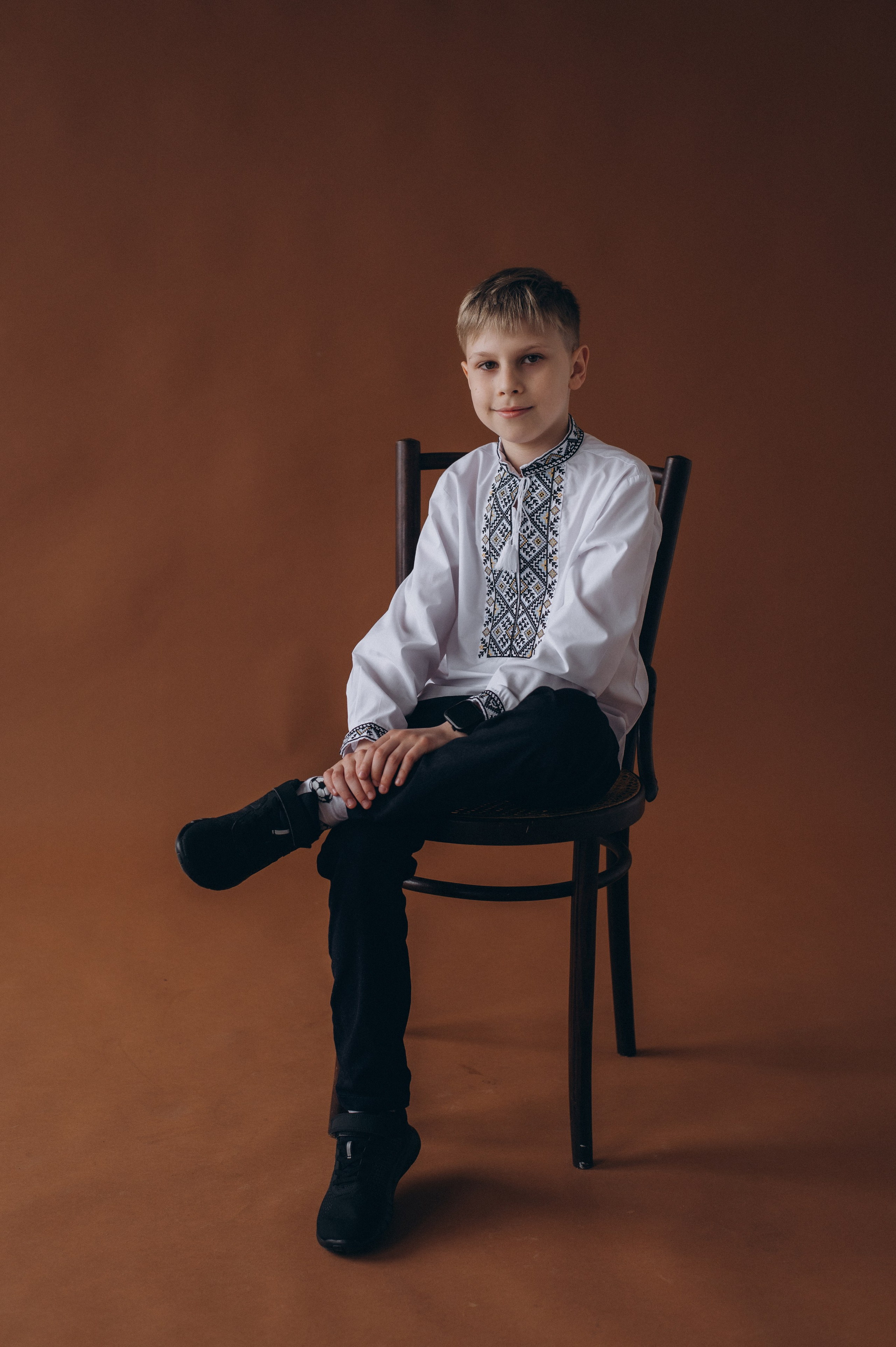 Шкільна фотосесія на віньєтки Тернопіль, фотосесія випускників Тернопіль, зйомка на віньєтки, шкільні фотоальбоми Тернопіль. Сімейний, дитячий та індивідуальний фотограф в м. Тернопіль, м. Львів