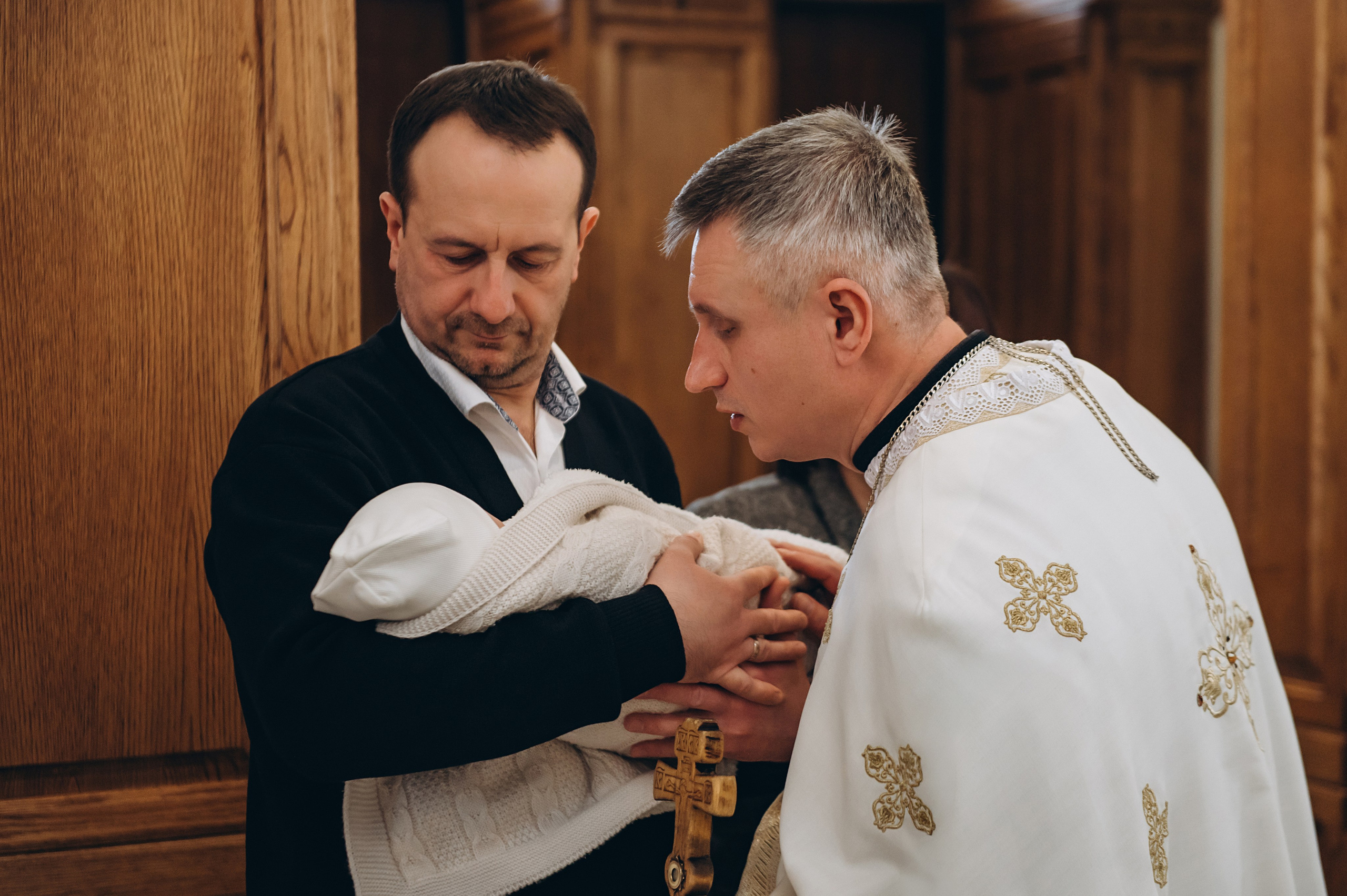 Фотосесія Хрещення Тернопіль, зйомка Хрестин Тернопіль, Храм Різдва Пресвятої Богородиці УГКЦ Тернопіль. Сімейний, дитячий та індивідуальний фотограф в м. Тернопіль, м. Львів