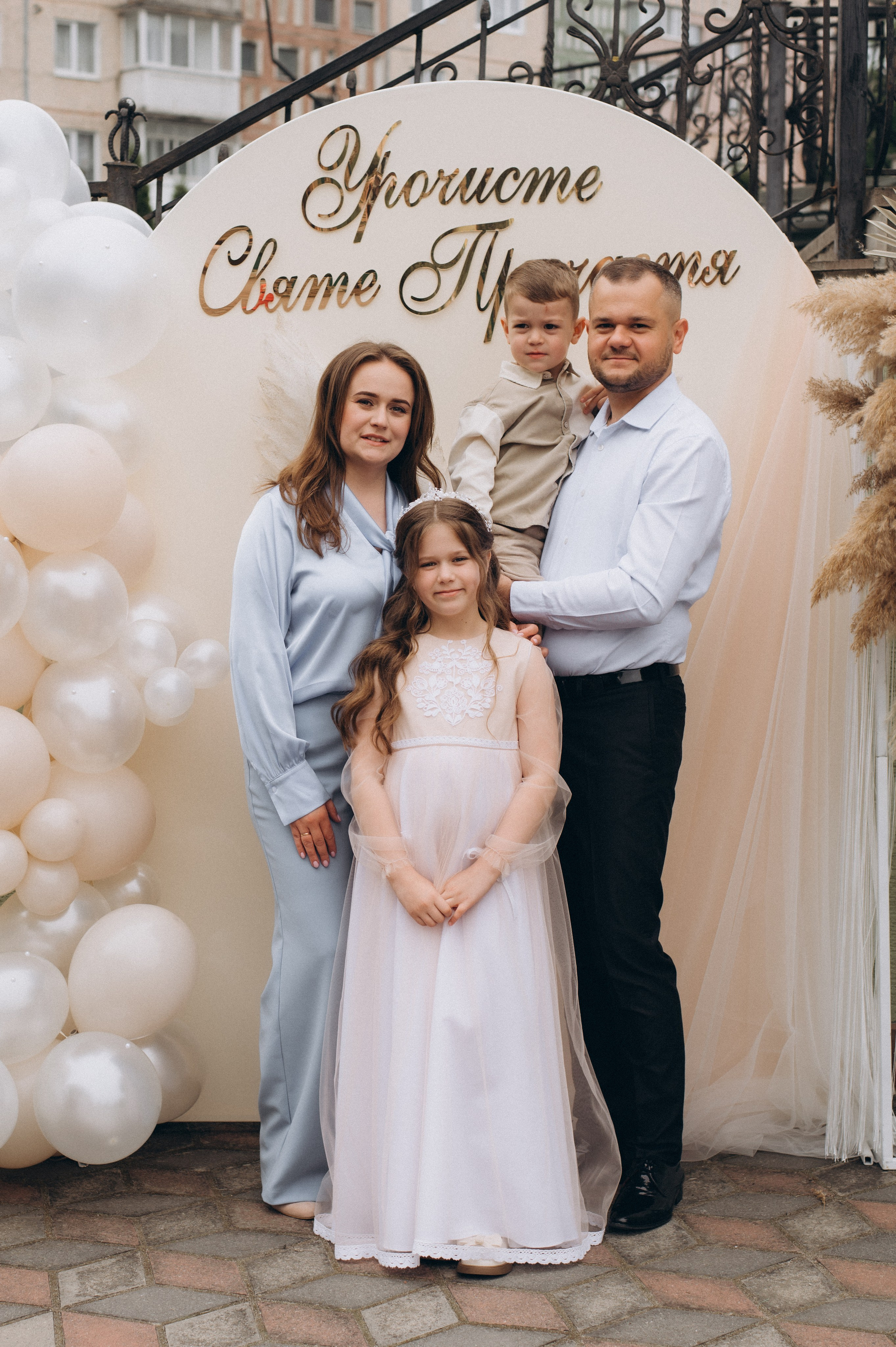 Фотосесія Причастя Тернопіль, зйомка Причастя, фотограф на Причастя Тернопіль, Причастя Львів, Причастя церква Михаїла Тернопіль. Сімейний, дитячий та індивідуальний фотограф в м. Тернопіль, м. Львів