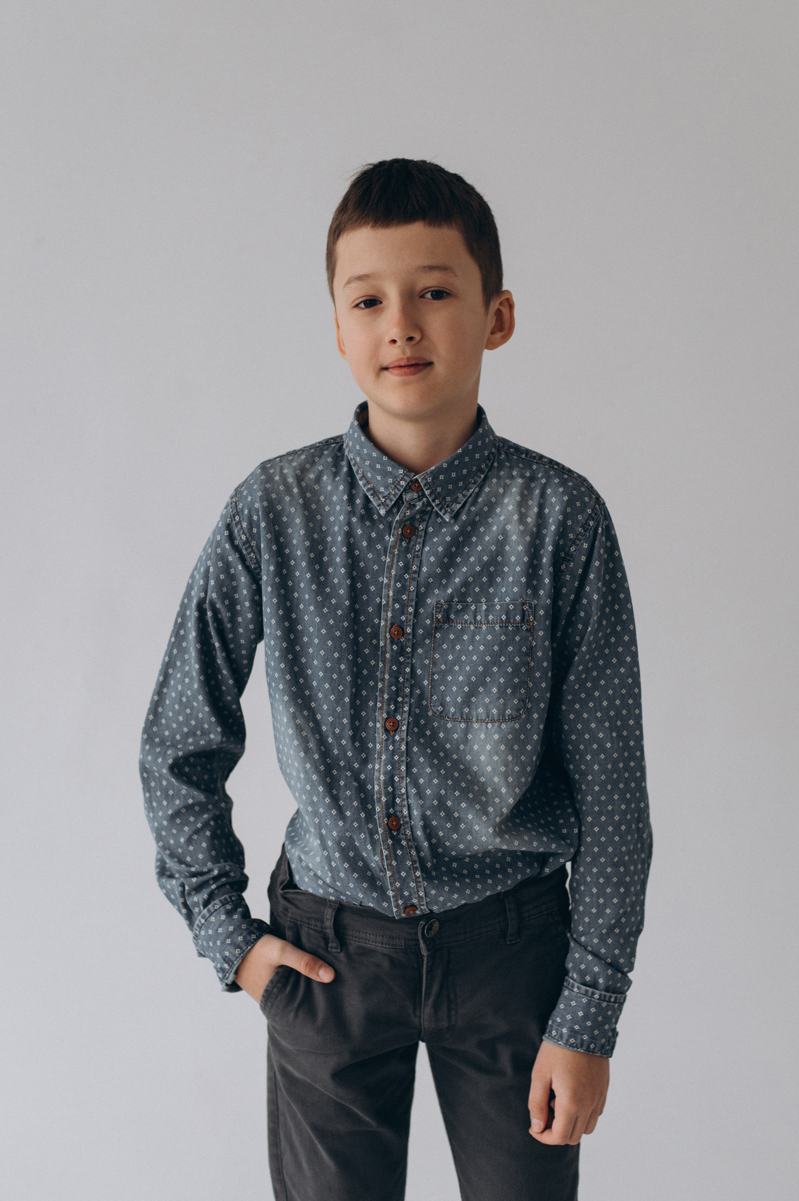 Шкільна фотосесія на віньєтки Тернопіль, шкільні альбоми, фотосесія випускників Тернопіль, випускний альбом, фотограф випускний Тернопіль. Сімейний, дитячий та індивідуальний фотограф в м. Тернопіль, м. Львів