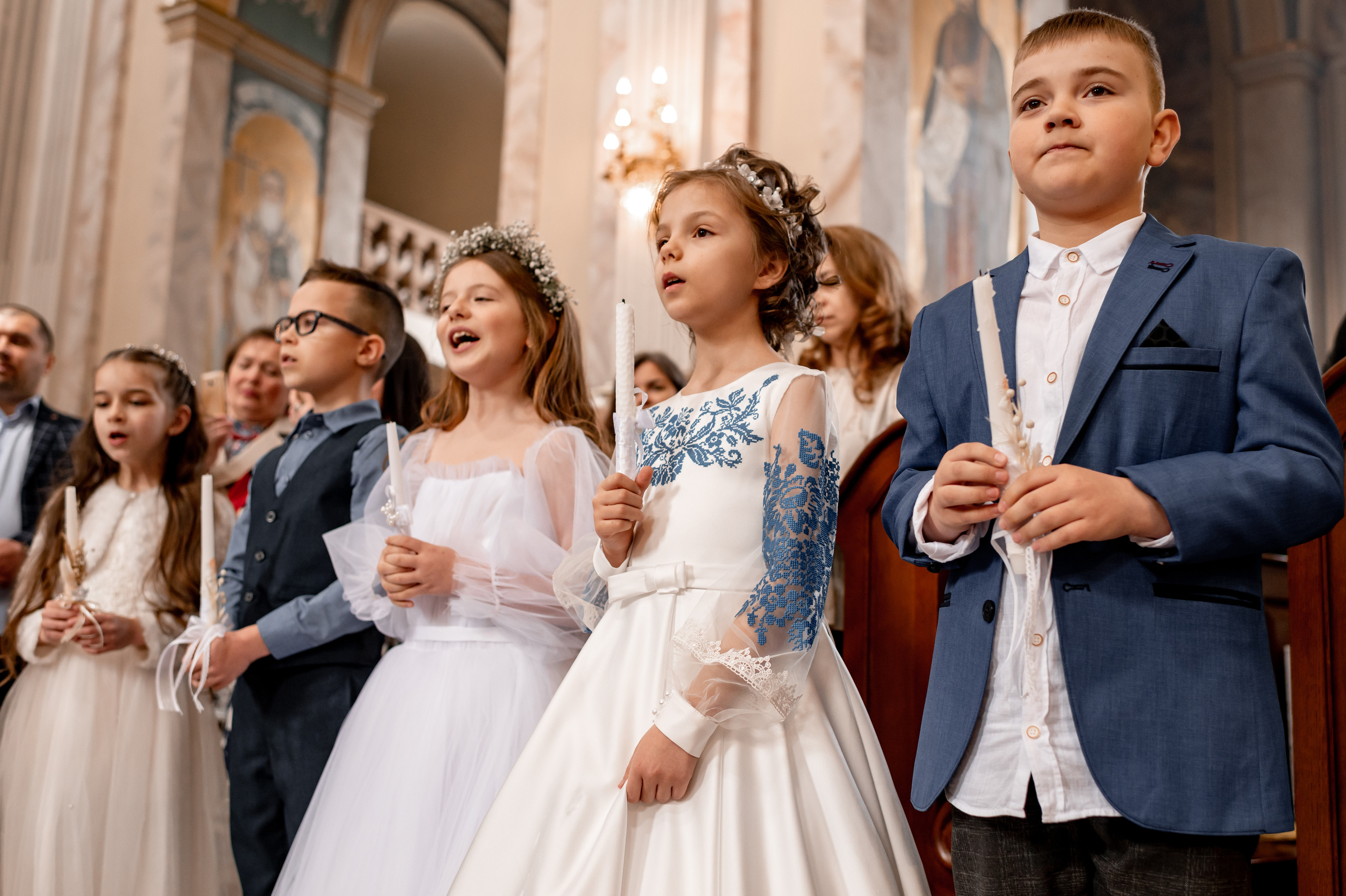 Фотосесія Першого Причастя Тернопіль, зйомка Причастя Тернопіль, Таїнство Першого Причастя Тернопіль, Катедра Причастя Тернопіль. Сімейний, дитячий та індивідуальний фотограф в м. Тернопіль, м. Львів