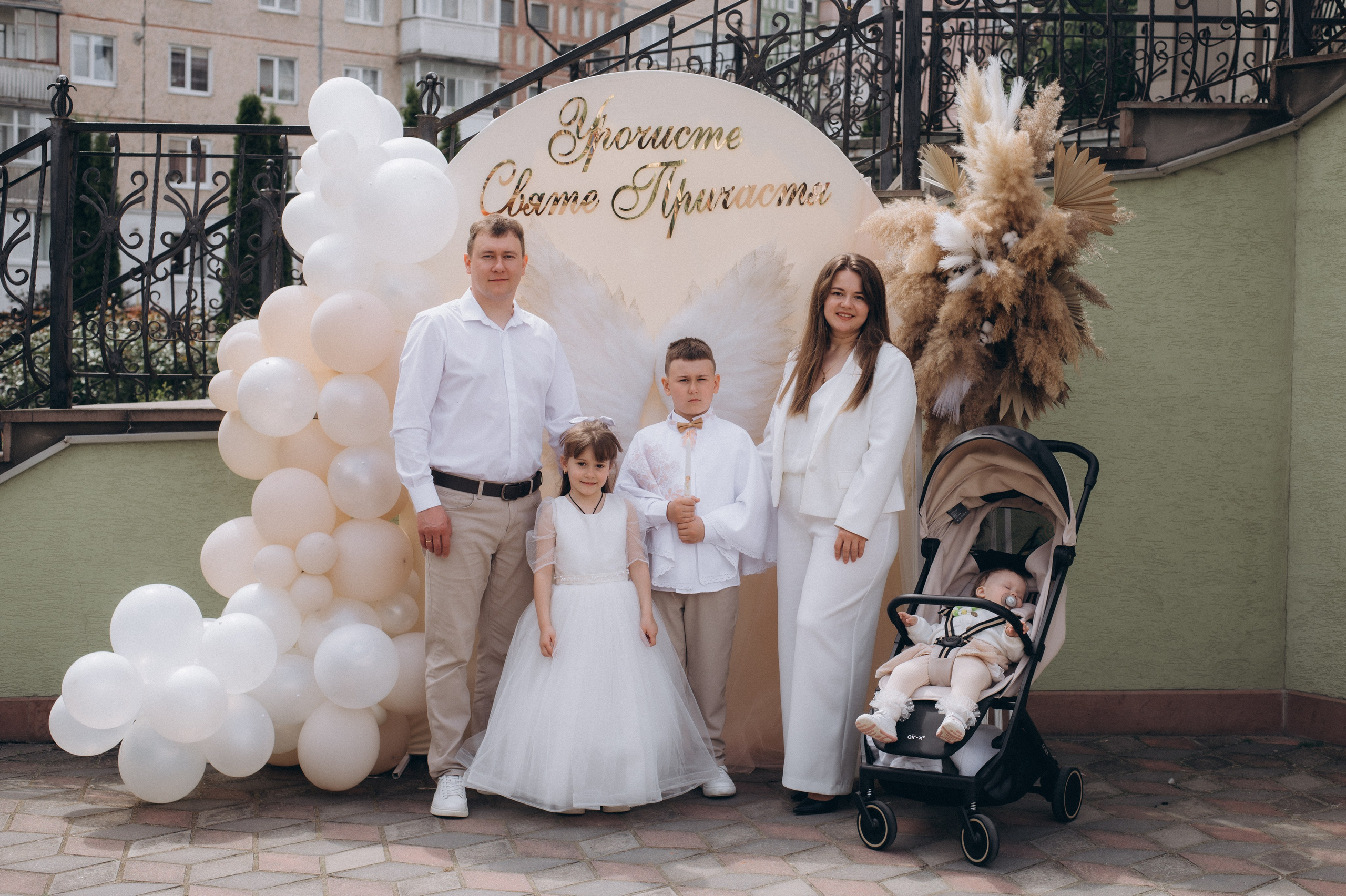 Фотосесія Причастя Тернопіль, зйомка Причастя, фотограф на Причастя Тернопіль, Причастя Львів, Причастя церква Михаїла Тернопіль. Сімейний, дитячий та індивідуальний фотограф в м. Тернопіль, м. Львів