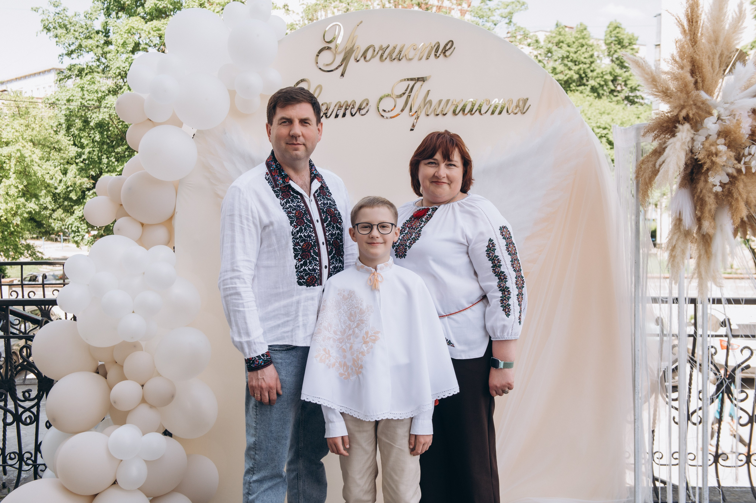 Фотосесія Причастя Тернопіль церква Св Михаїла, фотограф на Причастя Тернопіль, фотосесія Літургії Причастя Тернопіль. Сімейний, дитячий та індивідуальний фотограф в м. Тернопіль, м. Львів