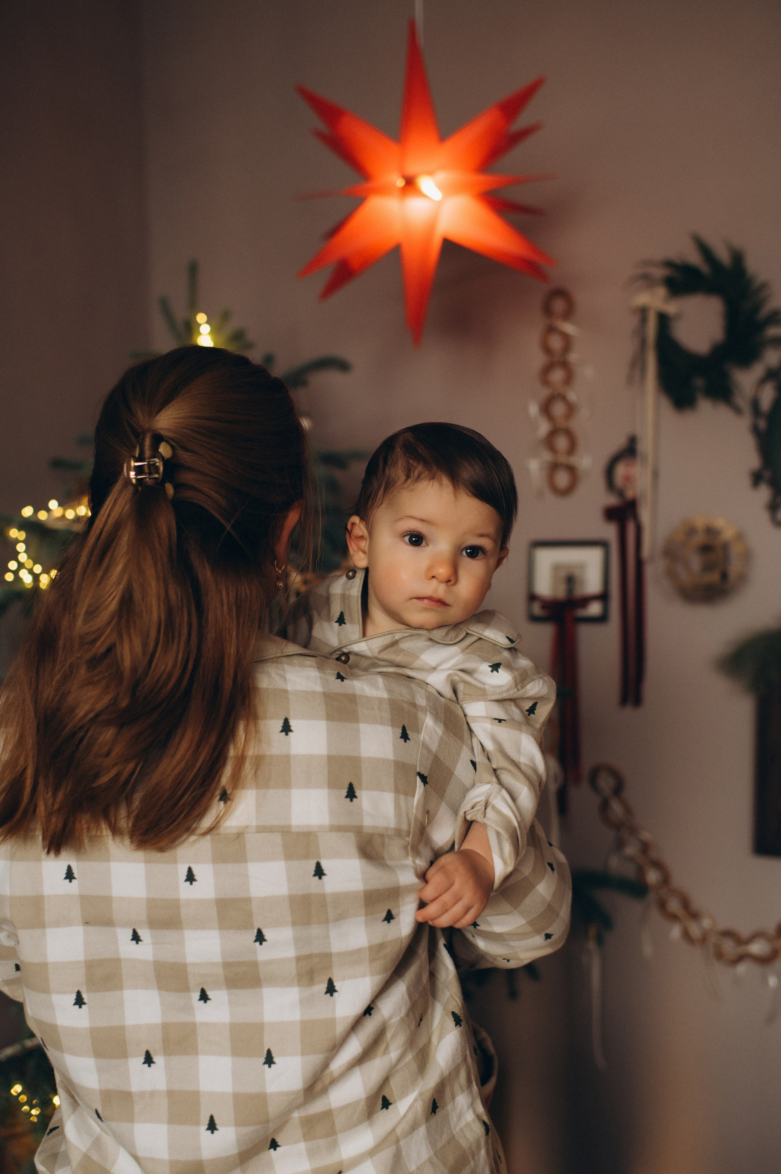 Перший тортик малюка, зйомка першого тортика Тернопіль, новорічна фотосесія, зйомка дня народження, сімейний фотограф Тернопіль, cakesmash. Сімейний, дитячий та індивідуальний фотограф в м. Тернопіль, м. Львів