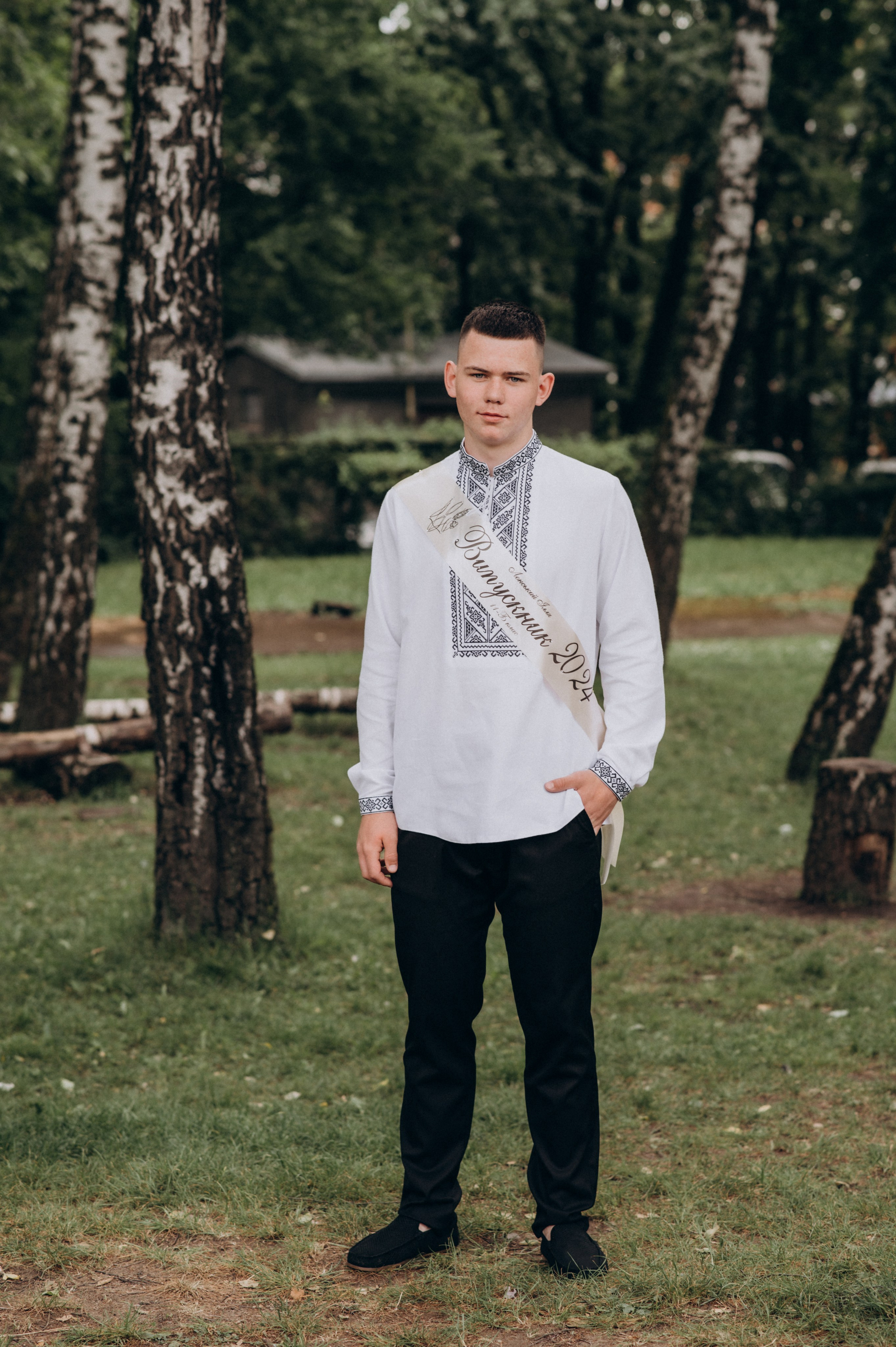 Фотосесія останнього дзвоника, фотосесія випускників Тернопіль, випускний 2024. Сімейний, дитячий та індивідуальний фотограф в м. Тернопіль, м. Львів