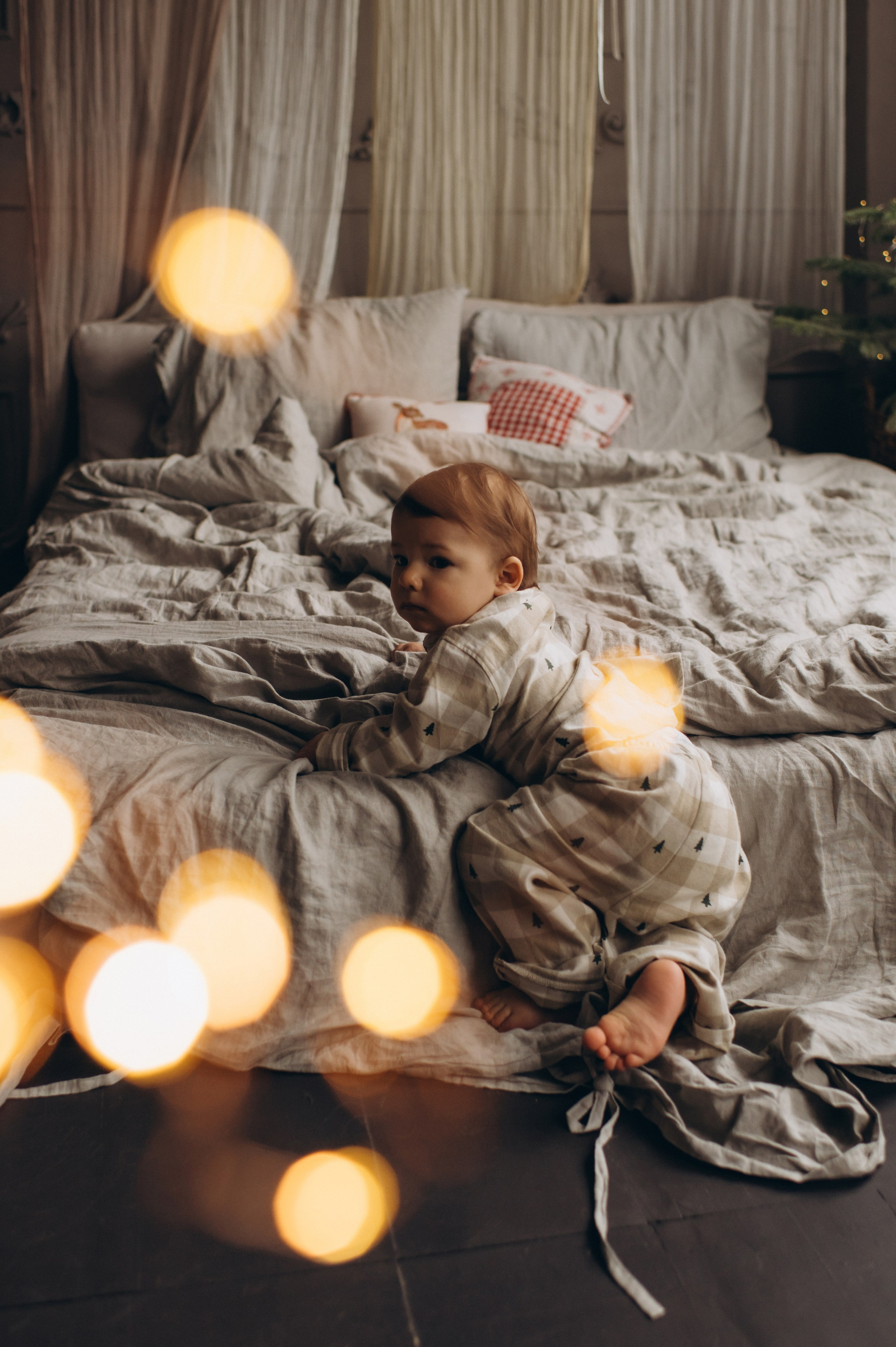 Перший тортик малюка, зйомка першого тортика Тернопіль, новорічна фотосесія, зйомка дня народження, сімейний фотограф Тернопіль, cakesmash. Сімейний, дитячий та індивідуальний фотограф в м. Тернопіль, м. Львів