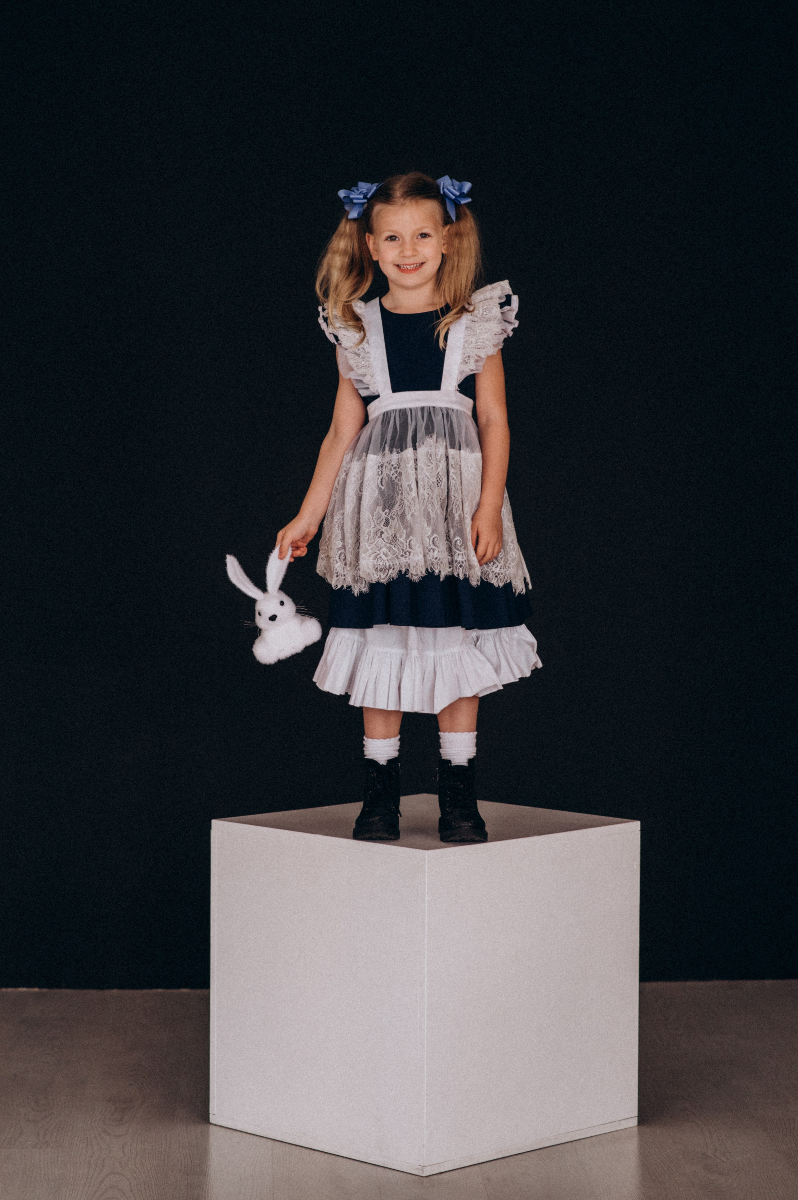 Новорічна фотосесія у студії Тернополя, фотосесія Львів. Сімейний, дитячий та індивідуальний фотограф в м. Тернопіль, м. Львів