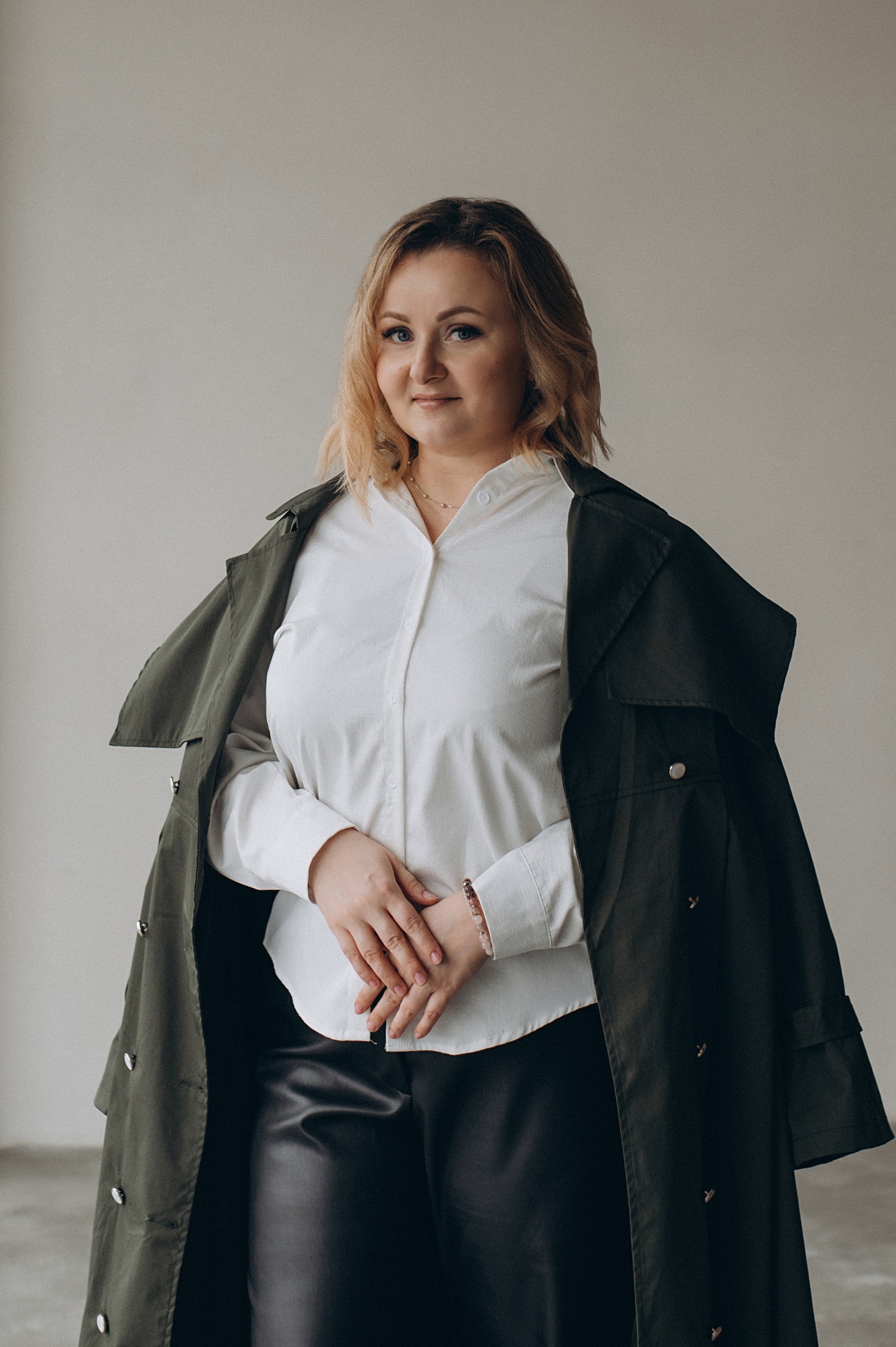 Фотосесія мама і син, сімейна фотосесія Тернопіль, зйомка мами з сином, сімейний фотограф Тернопіль, зйомка з домашнім улюбленцем. Сімейний, дитячий та індивідуальний фотограф в м. Тернопіль, м. Львів