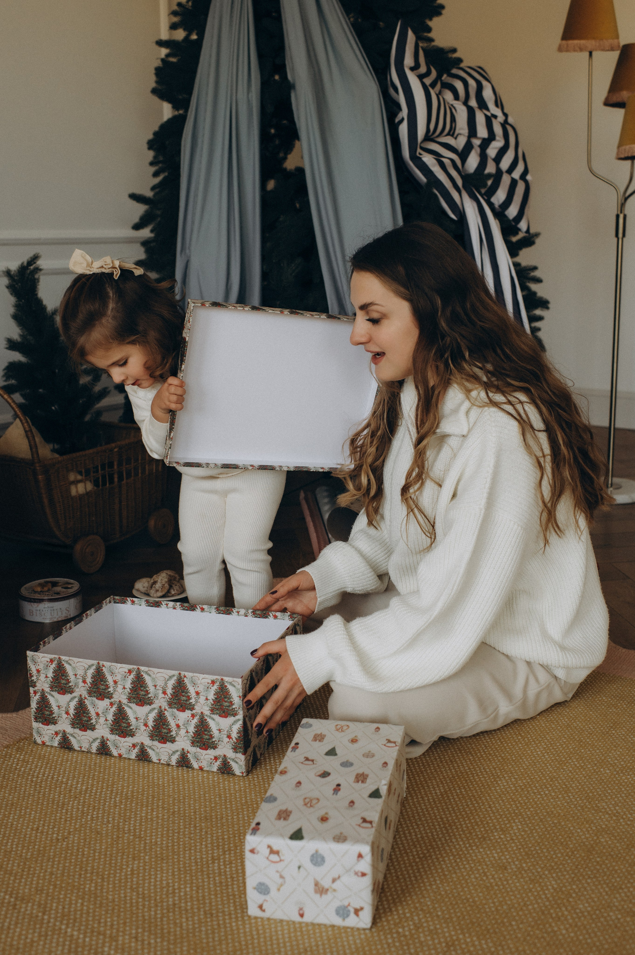 Фотосесія мами і донечки Тернопіль, сімейний фотограф Тернопіль, фотосесія мами і дитини Тернопіль, новорічна фотосесія Тернопіль. Сімейний, дитячий та індивідуальний фотограф в м. Тернопіль, м. Львів