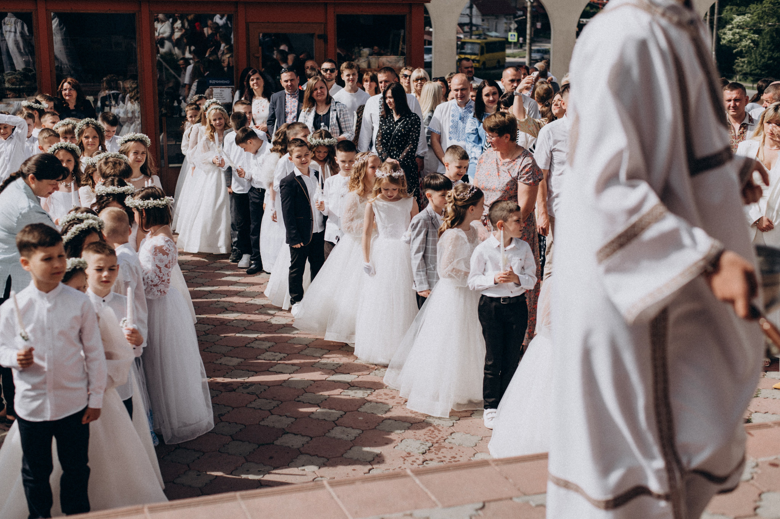 Фотосесія Першого Причастя Тернопіль, зйомка Причастя Тернопіль, Таїнство Першого Причастя Тернопіль, Катедра Причастя Тернопіль. Сімейний, дитячий та індивідуальний фотограф в м. Тернопіль, м. Львів