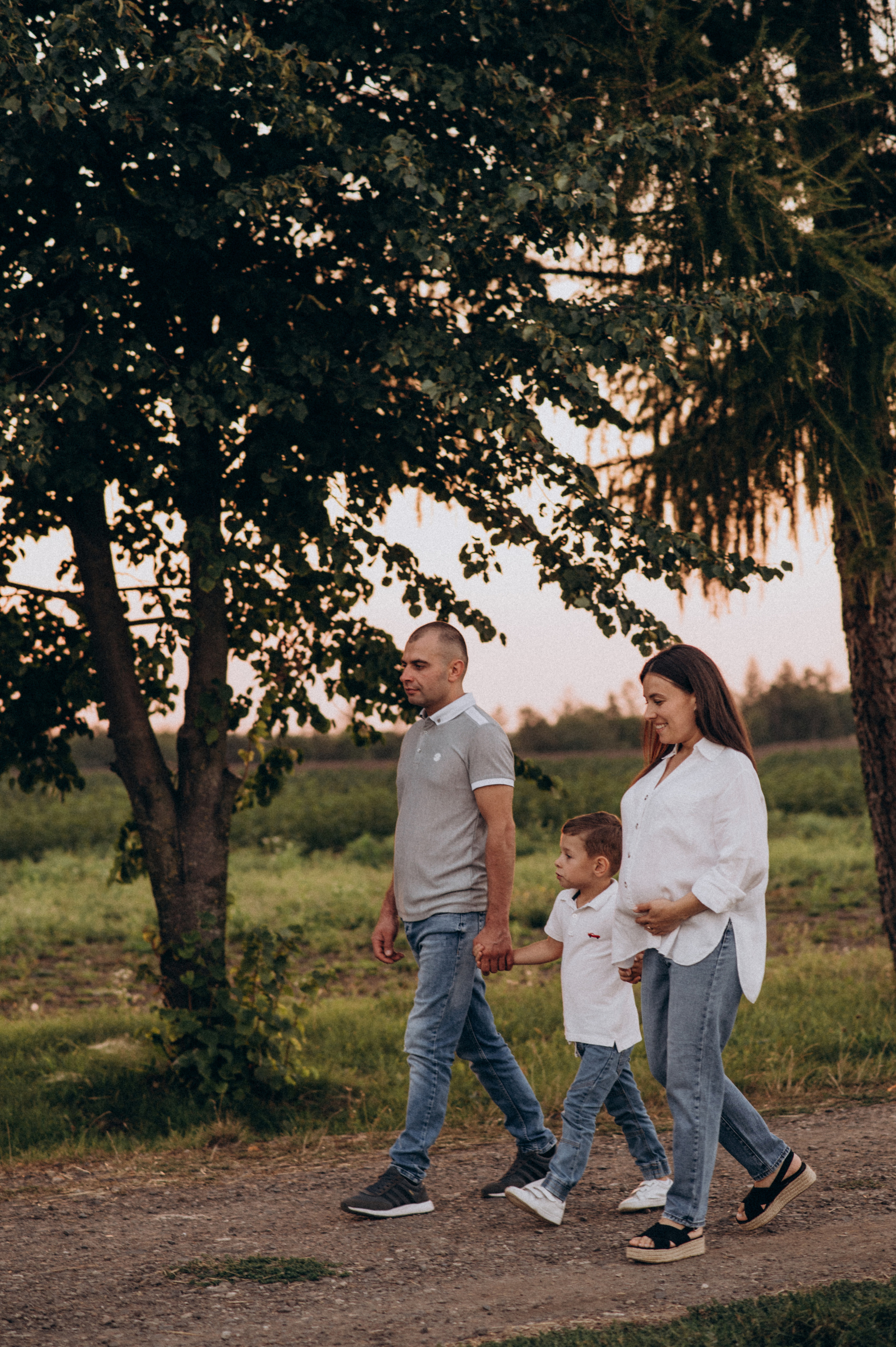 Сімейна фотосесія вагітності Тернопіль Львів. Сімейний, дитячий та індивідуальний фотограф в м. Тернопіль, м. Львів