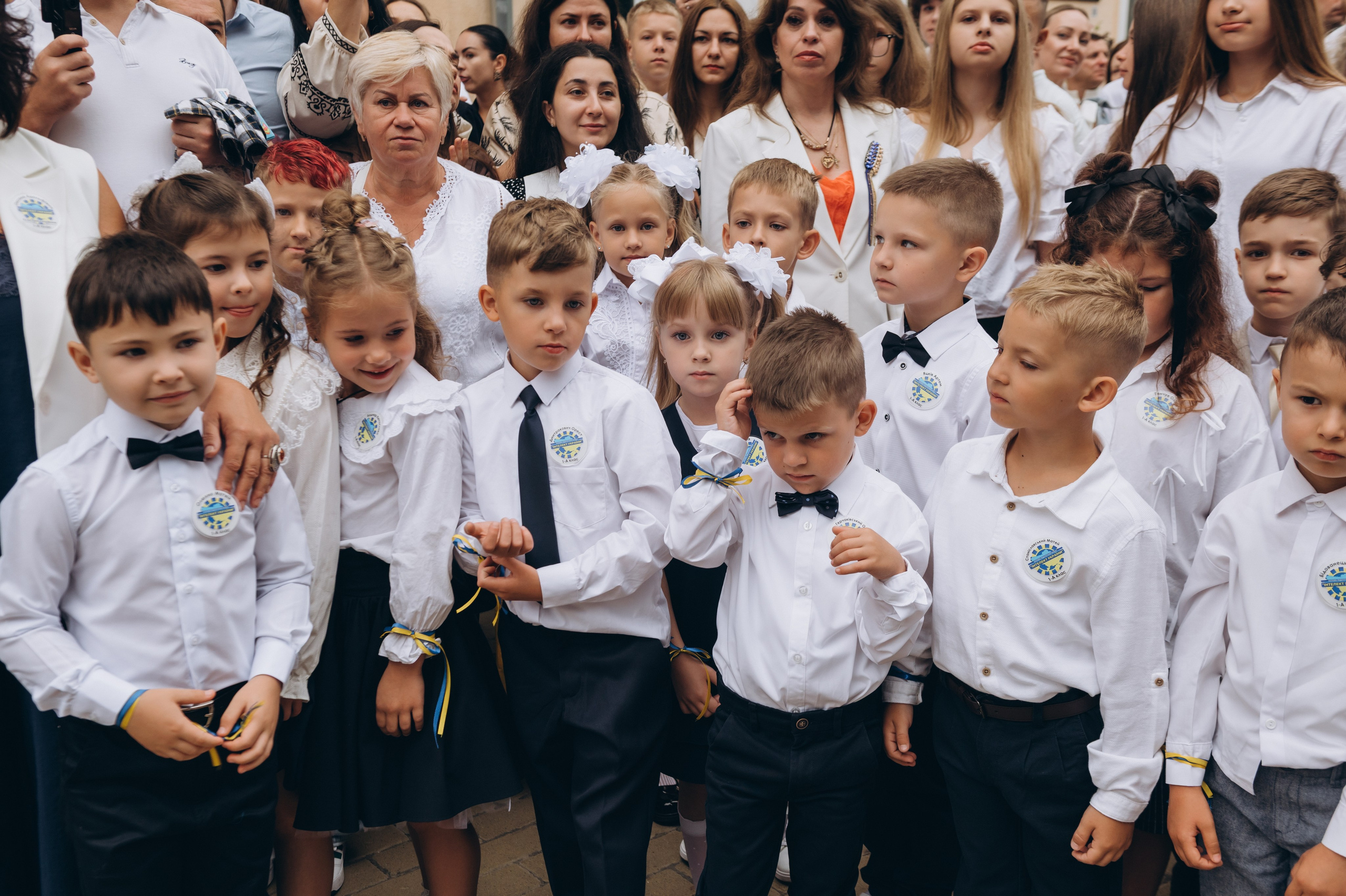 Перший дзвоник у Тернополі, фотосесія першокласників