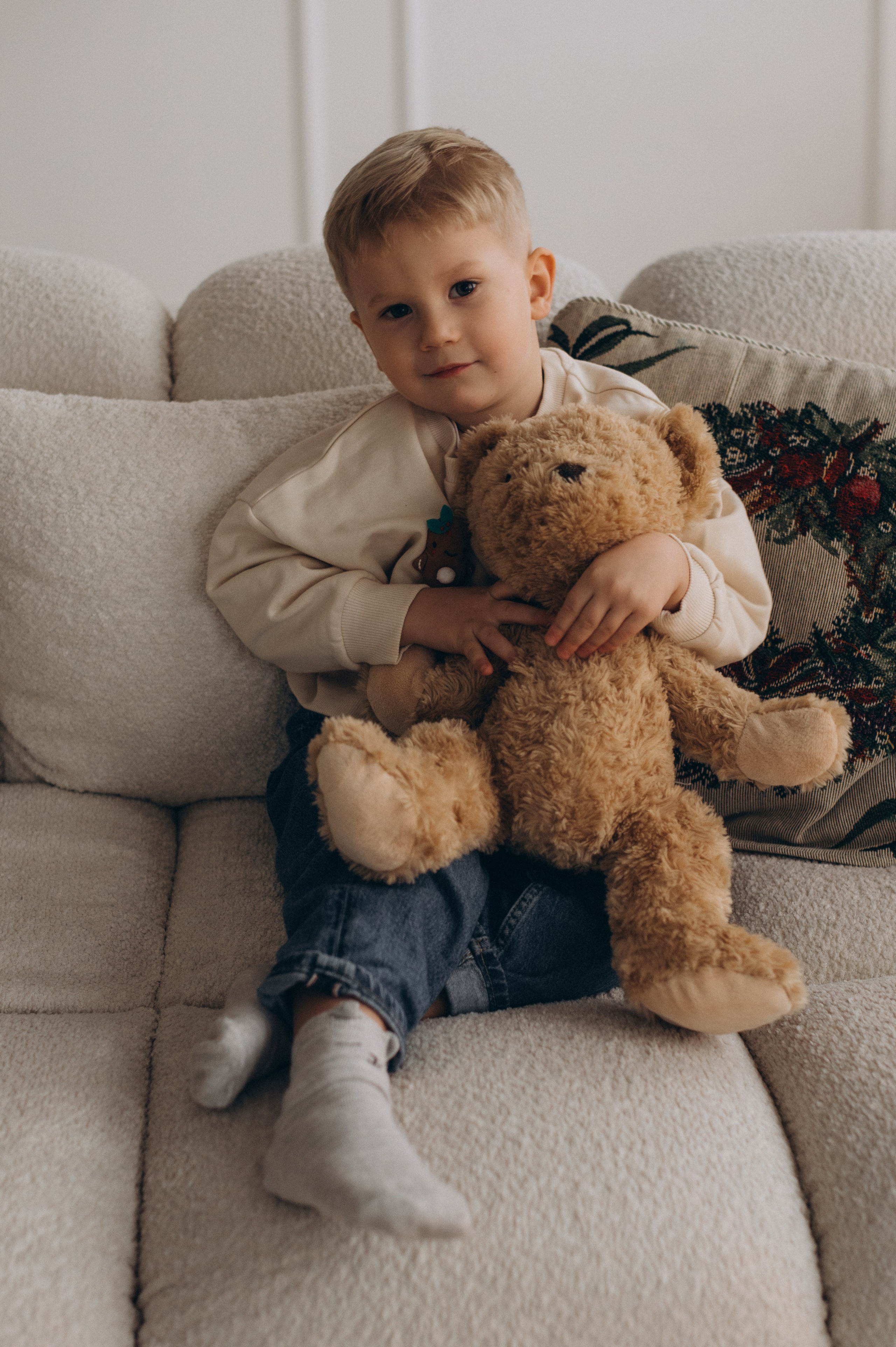 Новорічна сімейна фотосесія у студії Тернопіль, фотосесія мами та дитини, сімейний фотограф Тернопіль, новорічна зйомка. Сімейний, дитячий та індивідуальний фотограф в м. Тернопіль, м. Львів