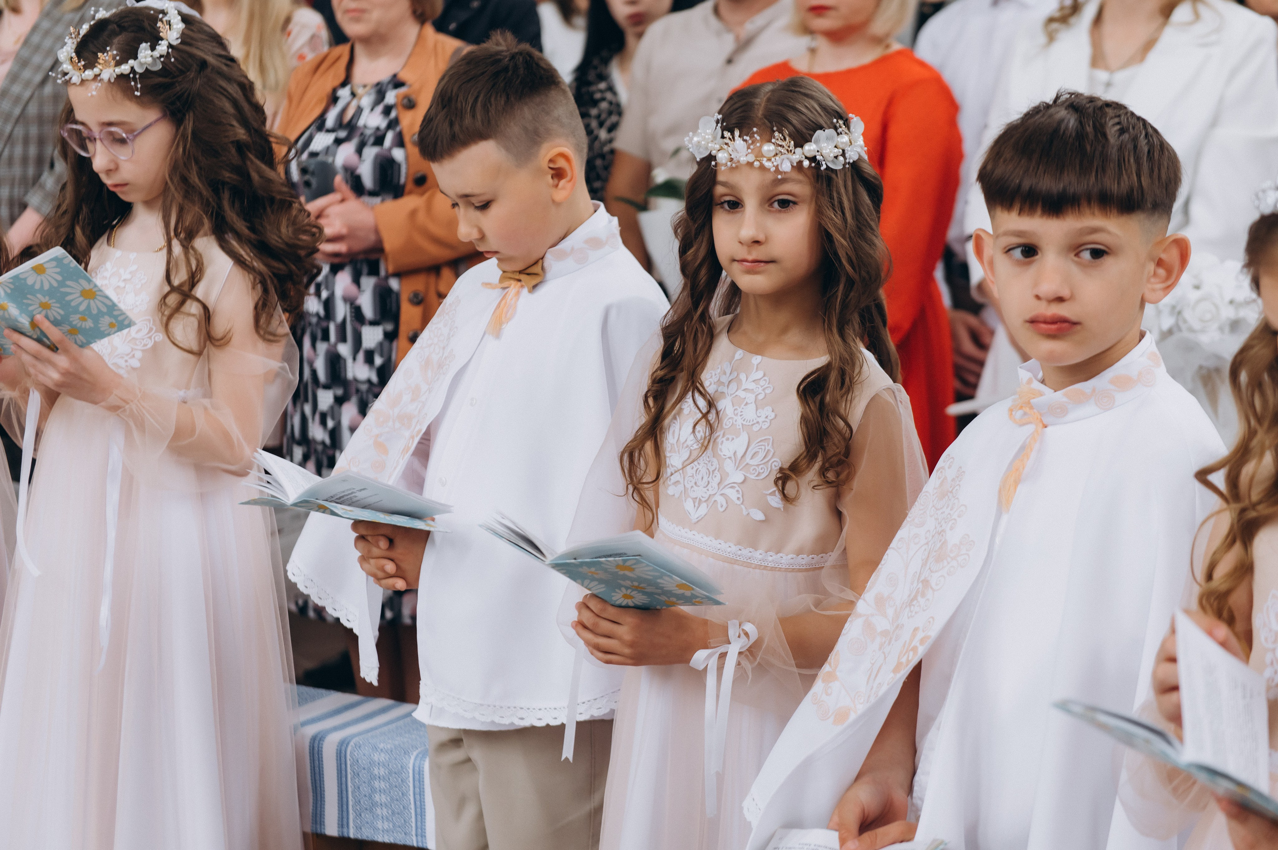 Фотосесія Причастя Тернопіль, зйомка Причастя, фотограф на Причастя Тернопіль, Причастя Львів, Причастя церква Михаїла Тернопіль. Сімейний, дитячий та індивідуальний фотограф в м. Тернопіль, м. Львів