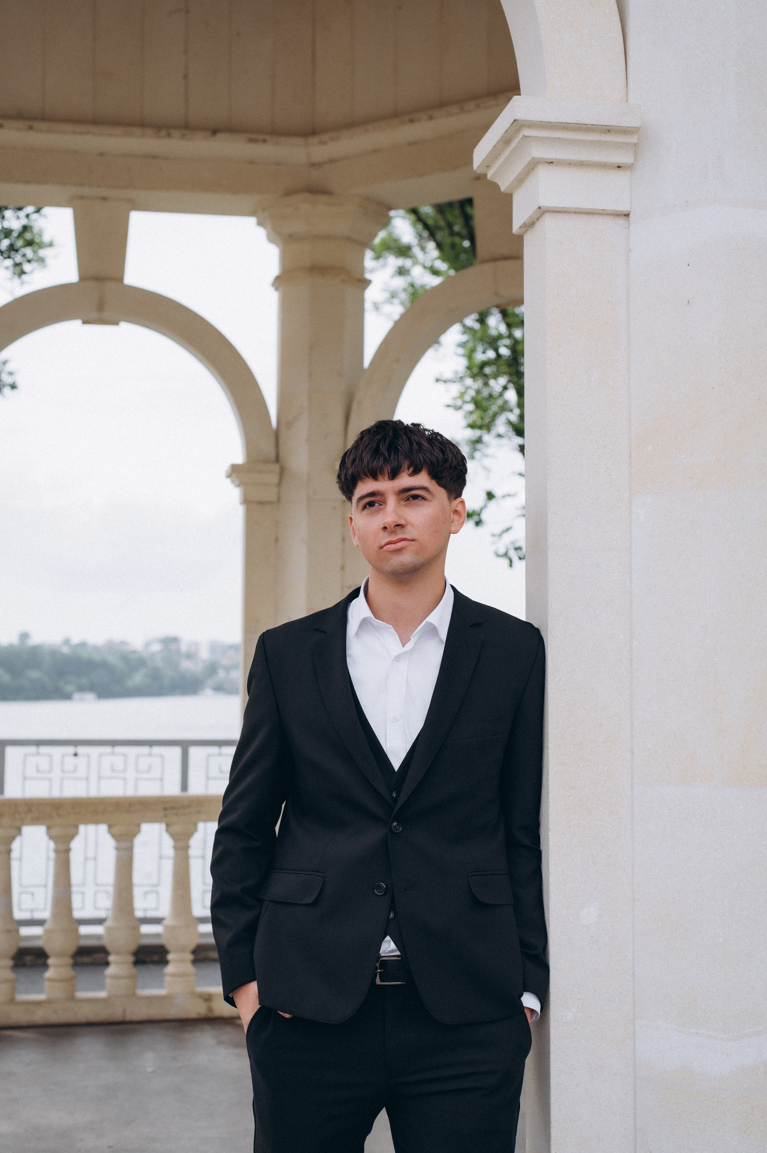 Випускники 2025, фотосесія випускного Тернопіль, фотосесія випускників Тернопіль, зйомка випускного, фотосесія випускного. Сімейний, дитячий та індивідуальний фотограф в м. Тернопіль, м. Львів