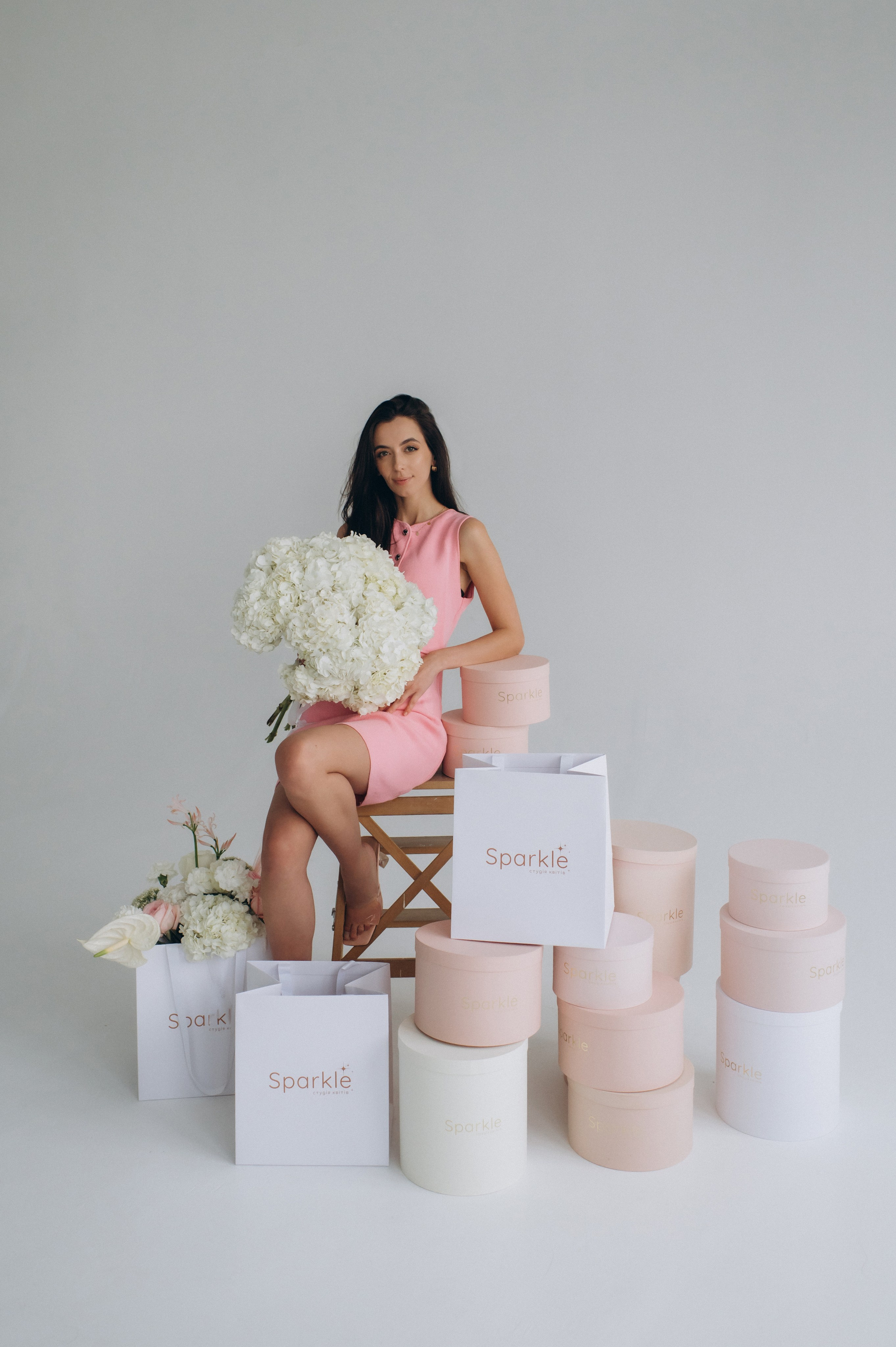 Індивідуальна фотосесія Тернопіль, квіткова крамниця Sparkle, портретна фотосесія Тернопіль, контентзйомка, портретний фотограф Тернопіль. Сімейний, дитячий та індивідуальний фотограф в м. Тернопіль, м. Львів