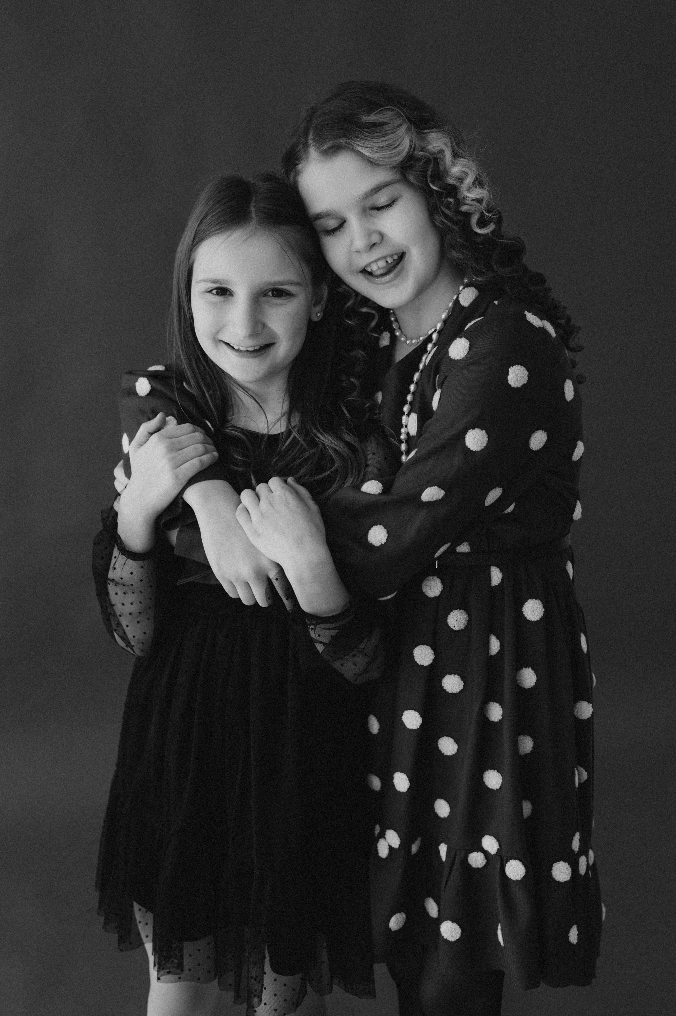 Шкільна фотосесія на віньєтки Тернопіль, шкільні альбоми, фотосесія випускників Тернопіль, випускний альбом, фотограф випускний Тернопіль. Сімейний, дитячий та індивідуальний фотограф в м. Тернопіль, м. Львів