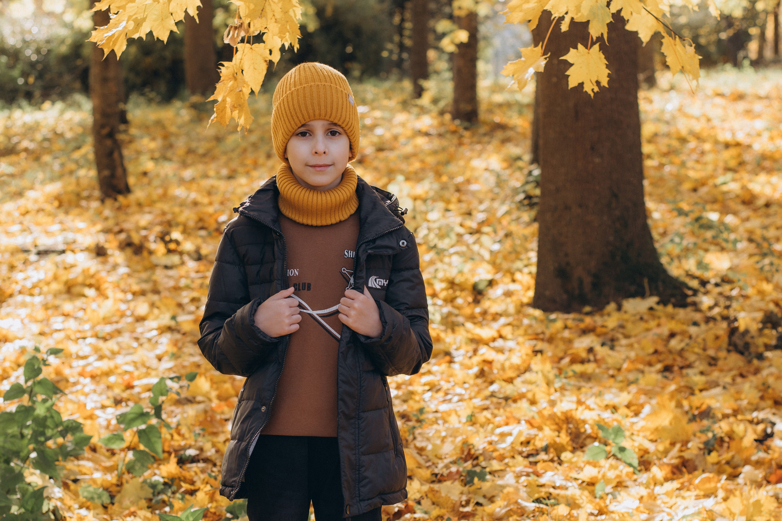 Осіння фотосесія 4 класу на віньєтки, випускні фотоальбоми Тернопіль, фотосесія випускників Тернопіль, шкільний випускний альбом Тернопіль. Сімейний, дитячий та індивідуальний фотограф в м. Тернопіль, м. Львів