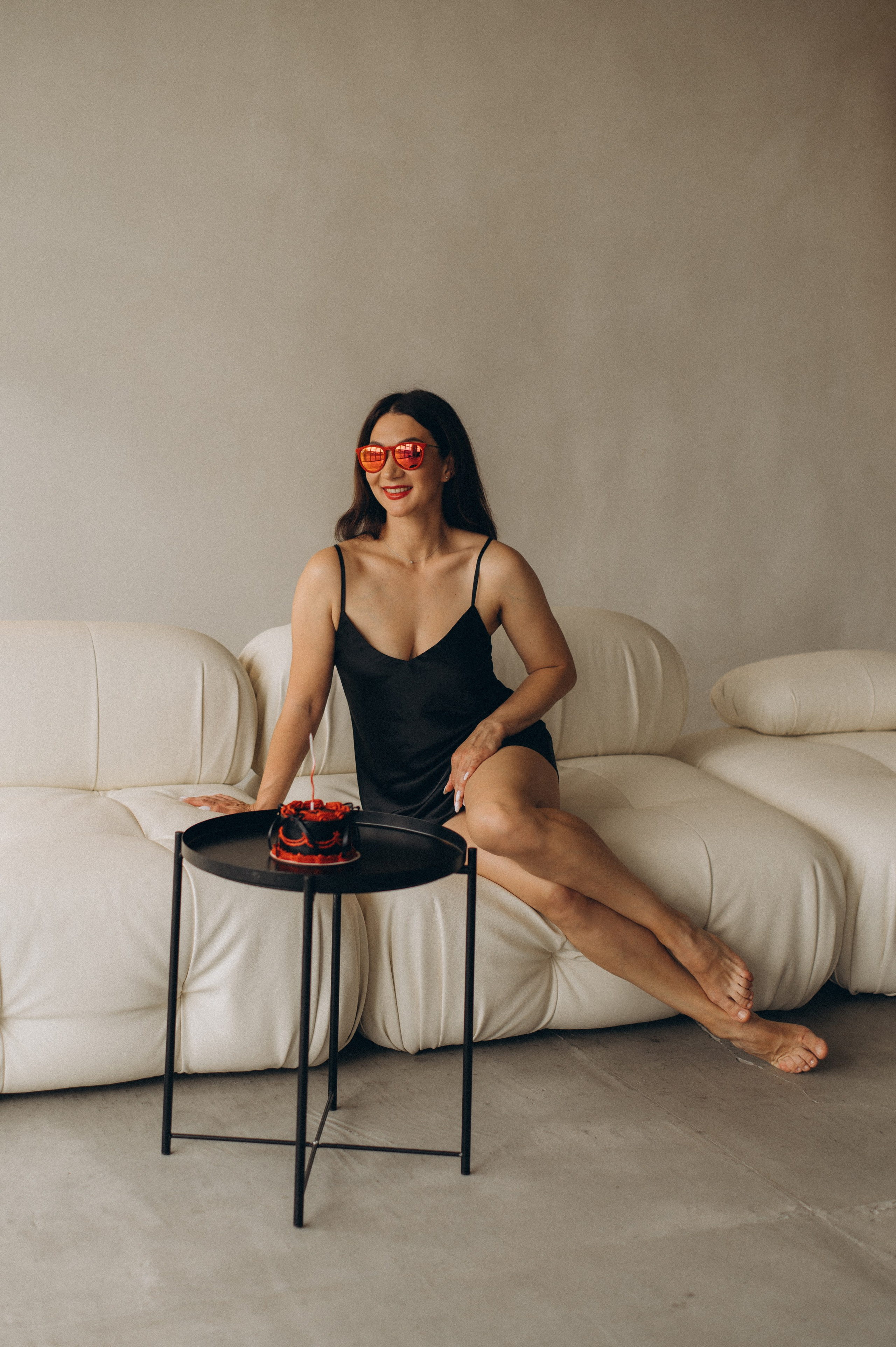 Індивідуальна фотосесія до дня народження у студії Тернопіль, інидвідуальна зйомка, портретний фотограф. Сімейний, дитячий та індивідуальний фотограф в м. Тернопіль, м. Львів