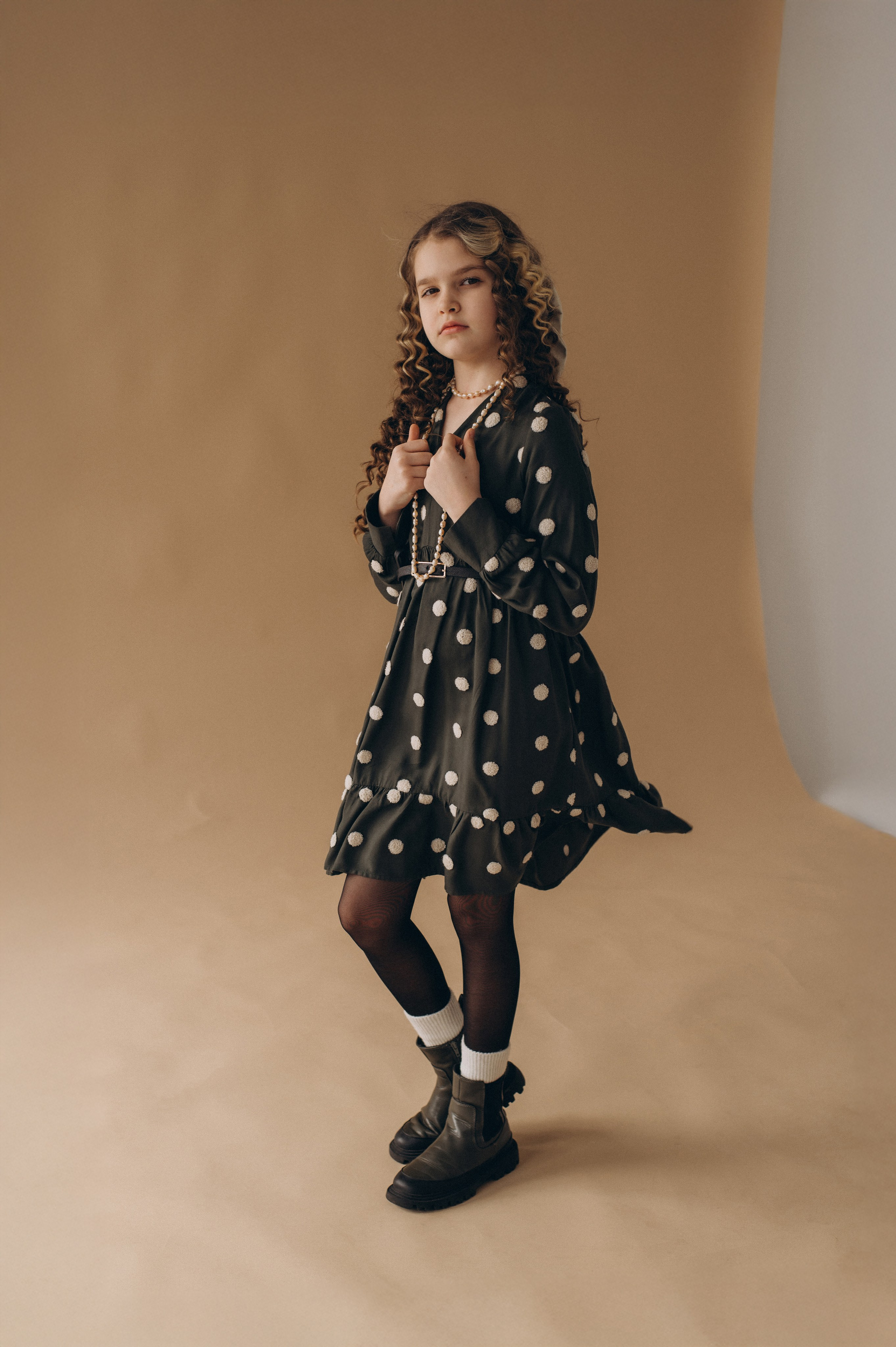 Шкільна фотосесія на віньєтки Тернопіль, шкільні альбоми, фотосесія випускників Тернопіль, випускний альбом, фотограф випускний Тернопіль. Сімейний, дитячий та індивідуальний фотограф в м. Тернопіль, м. Львів