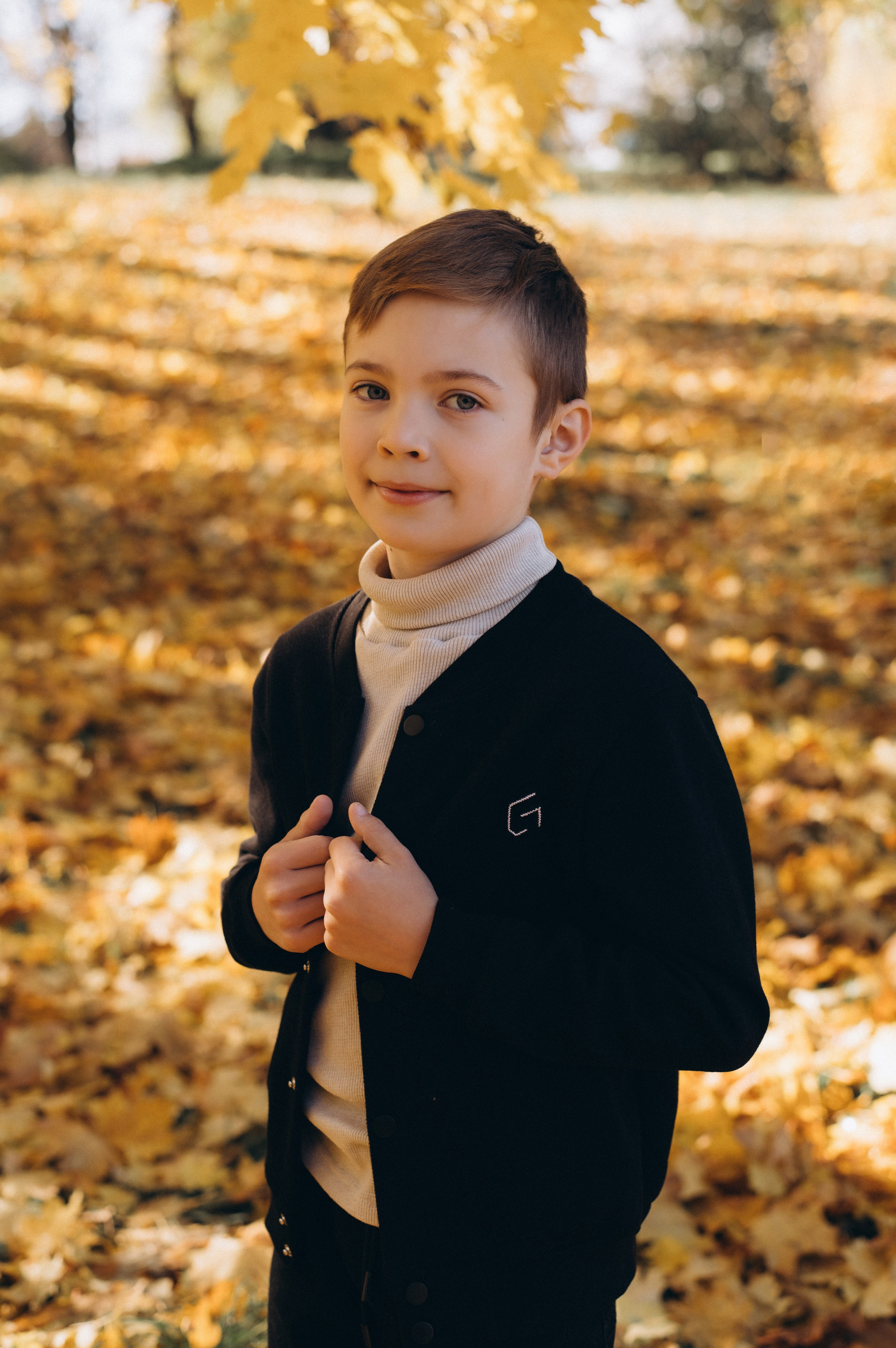 Осіння фотосесія 4 класу на віньєтки, випускні фотоальбоми Тернопіль, фотосесія випускників Тернопіль, шкільний випускний альбом Тернопіль. Сімейний, дитячий та індивідуальний фотограф в м. Тернопіль, м. Львів