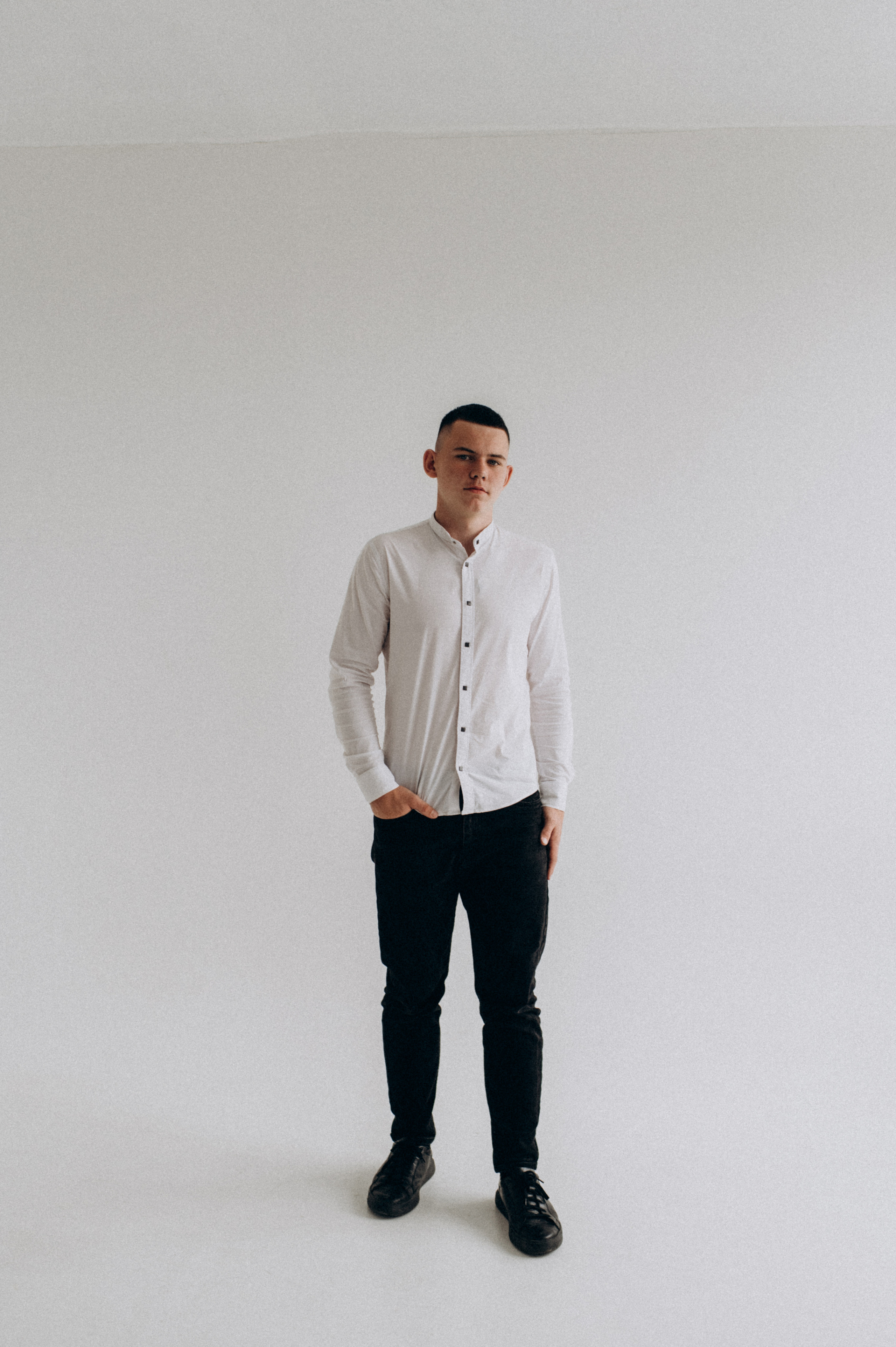 Фотосесія на віньєтки, фотосесія випускників, шкільна фотосесія. Сімейний, дитячий та індивідуальний фотограф в м. Тернопіль, м. Львів