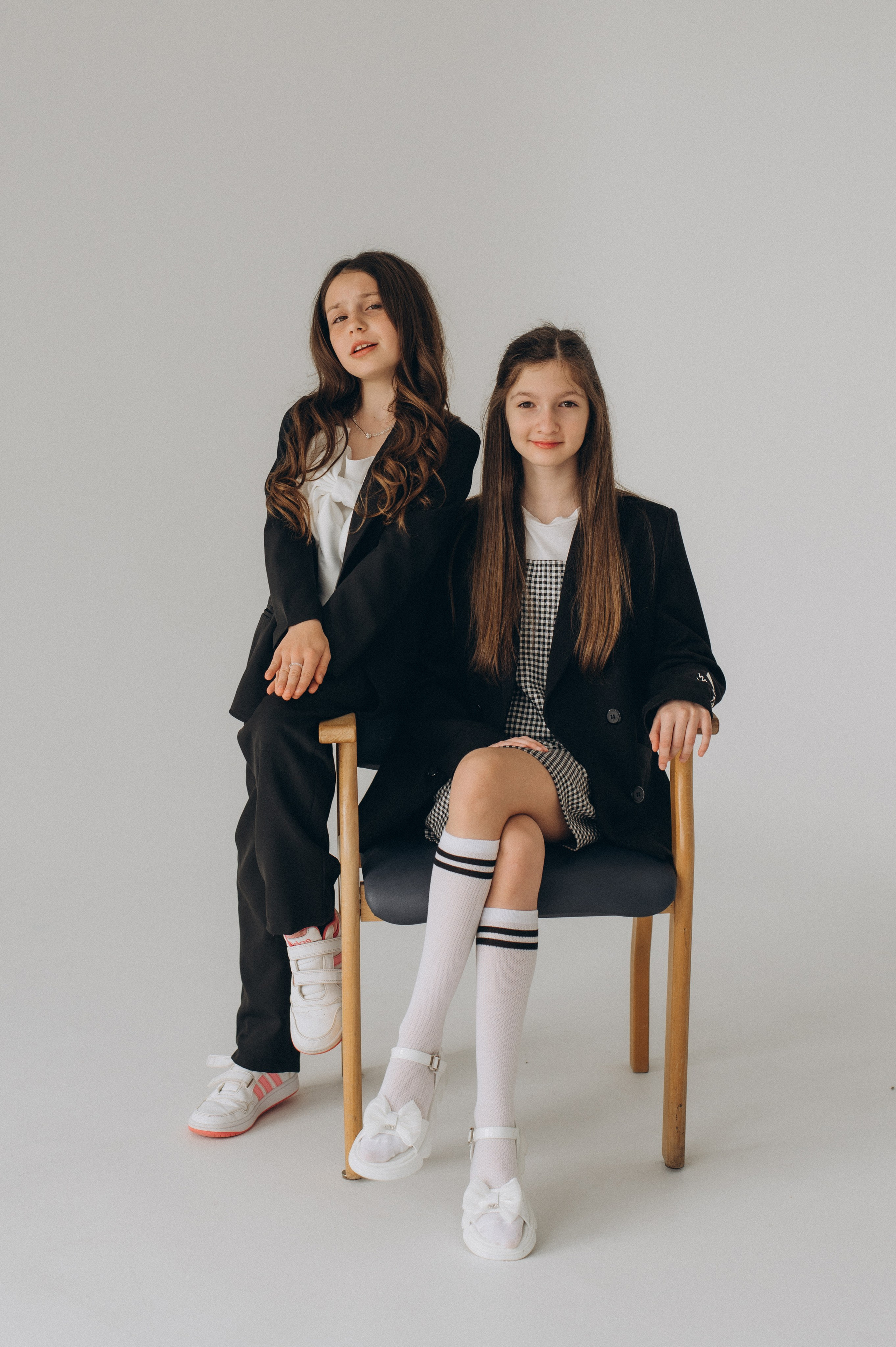 Шкільна фотосесія на віньєтки Тернопіль, шкільні альбоми, фотосесія випускників Тернопіль, випускний альбом, фотограф випускний Тернопіль. Сімейний, дитячий та індивідуальний фотограф в м. Тернопіль, м. Львів