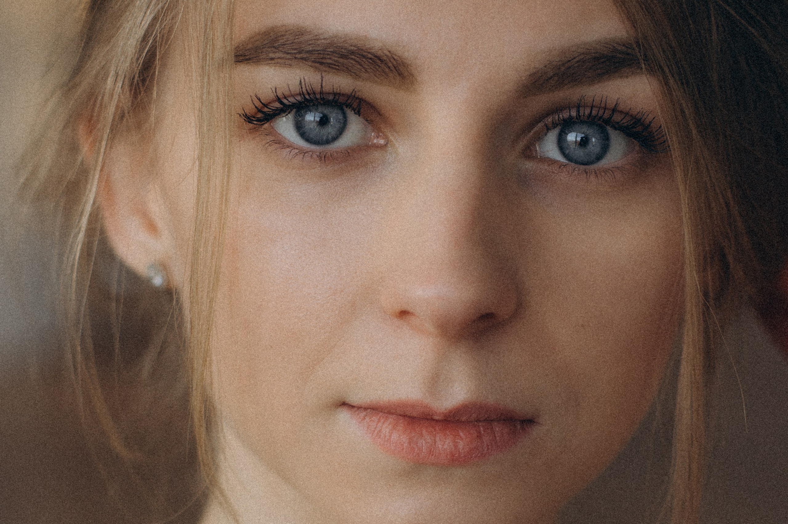 Портретна фотосесія, портретний фотограф Тернопіль Львів, індивідуальна фотосесія, зйомка у студії. Сімейний, дитячий та індивідуальний фотограф в м. Тернопіль, м. Львів