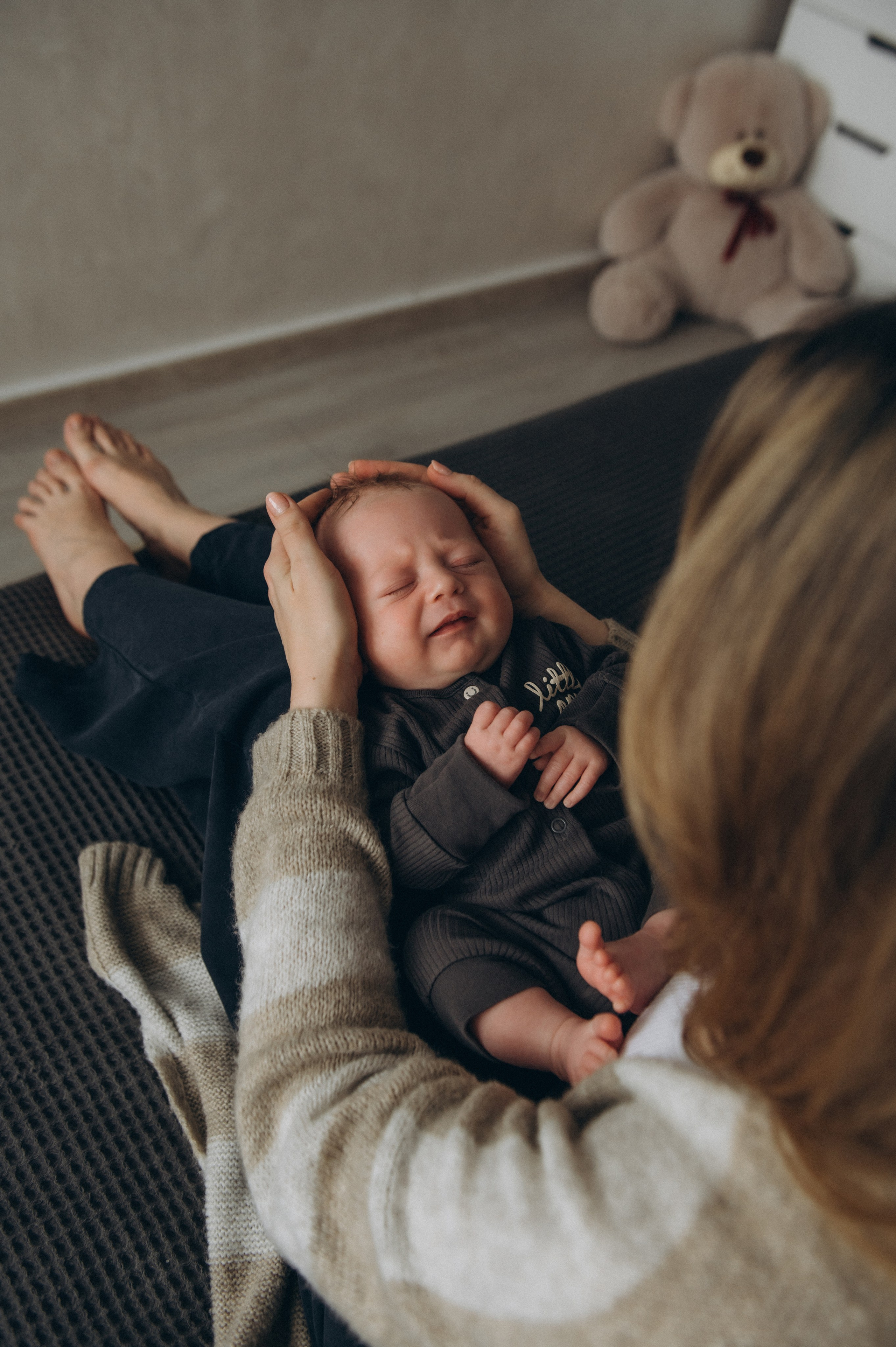 Сімейна фотосесія вдома Тернопіль, сімейний фотограф Львів Тернопіль, сімейна фотосесія Тернопіль, фотосесія двійні, зйомка близнюків. Сімейний, дитячий та індивідуальний фотограф в м. Тернопіль, м. Львів
