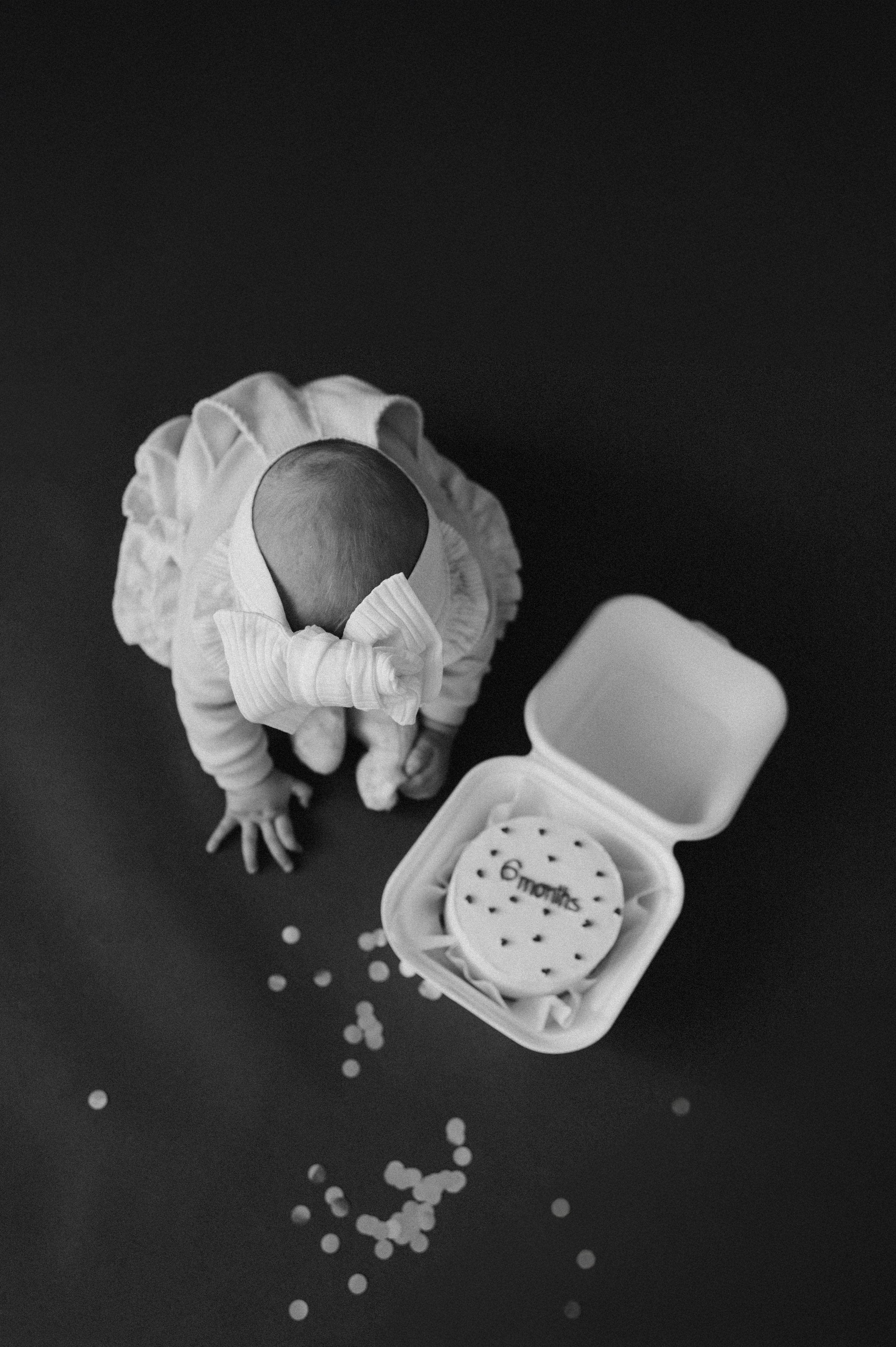 Перший тортик малюка Тернопіль, зйомка дня народження, сімейний фотограф Тернопіль, cakesmash, сімейна фотосесія у студії Тернопіль. Сімейний, дитячий та індивідуальний фотограф в м. Тернопіль, м. Львів