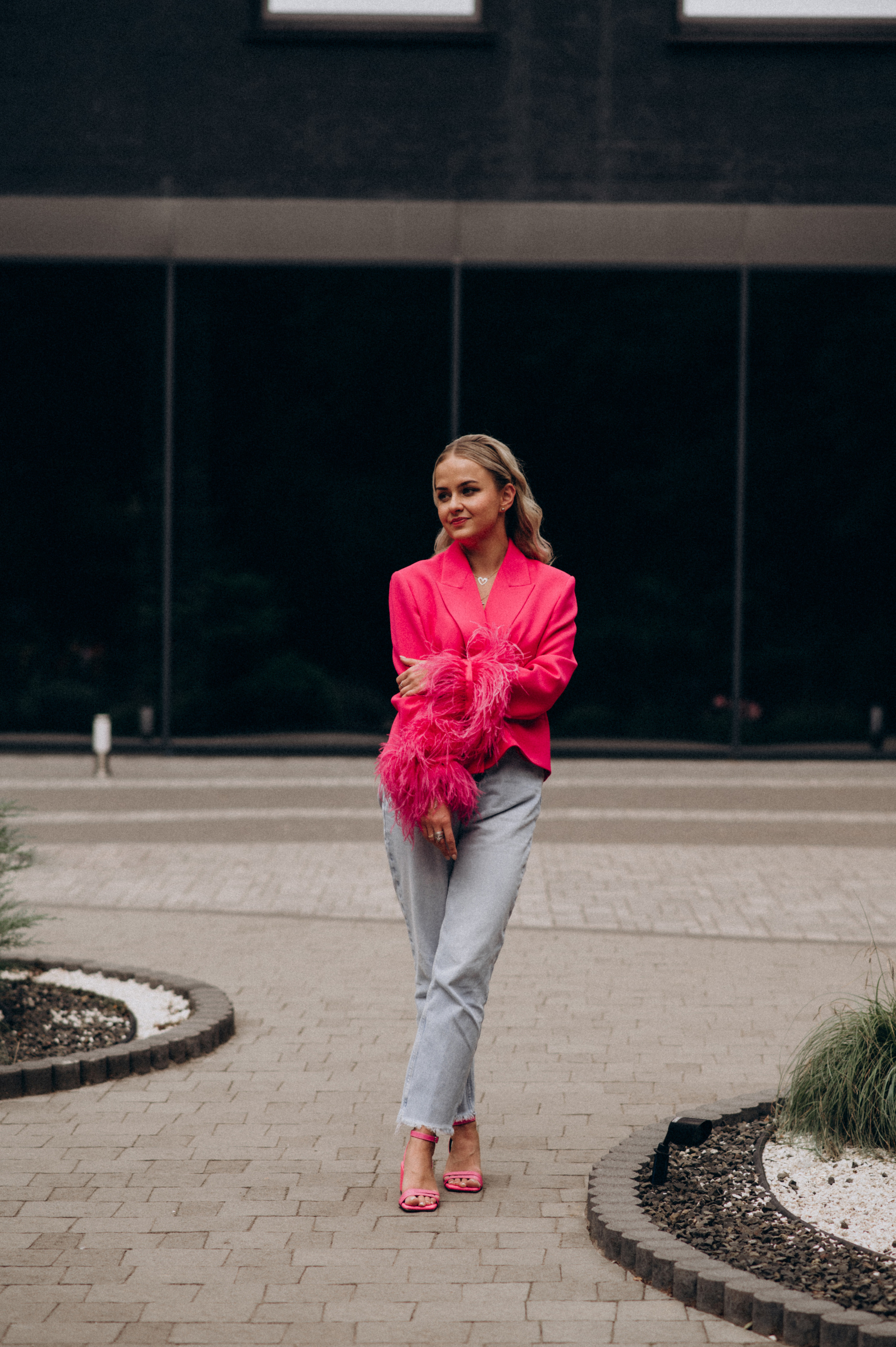 Індивідуальна контент зйомка фотосесія у кавярні кафе. Сімейний, дитячий та індивідуальний фотограф в м. Тернопіль, м. Львів