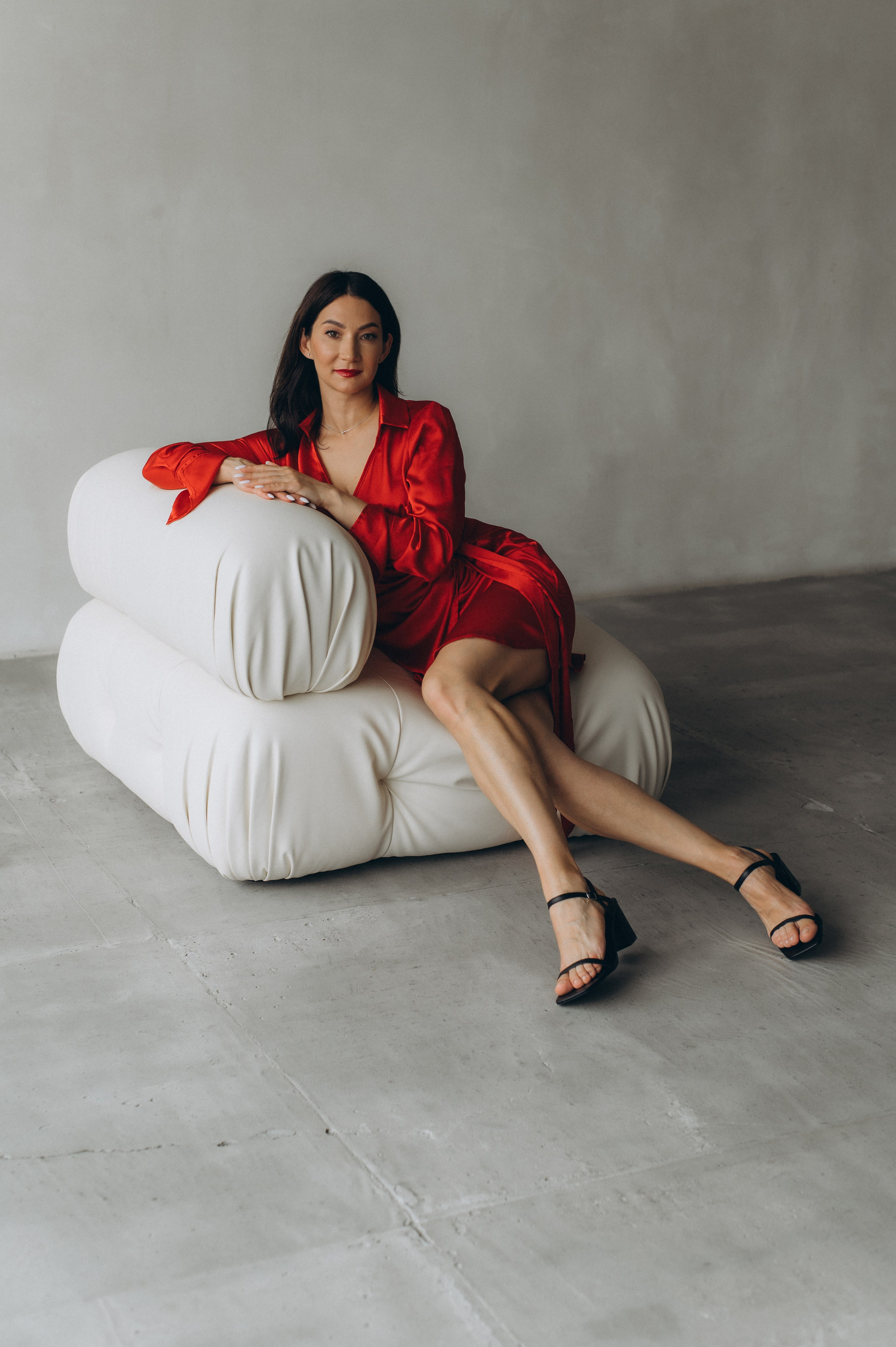 Індивідуальна фотосесія до дня народження у студії Тернопіль, інидвідуальна зйомка, портретний фотограф. Сімейний, дитячий та індивідуальний фотограф в м. Тернопіль, м. Львів