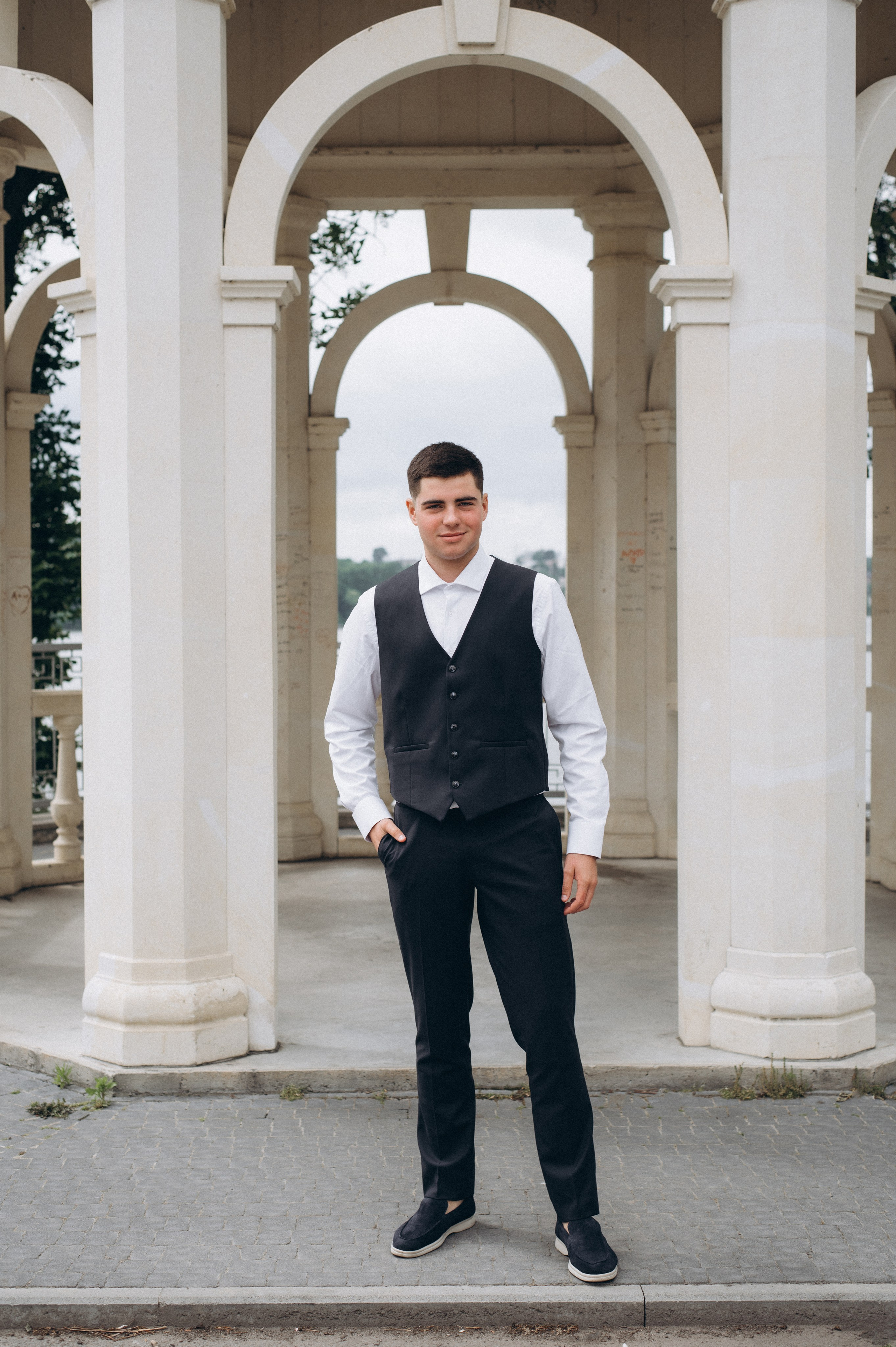 Випускники 2025, фотосесія випускного Тернопіль, фотосесія випускників Тернопіль, зйомка випускного, фотосесія випускного. Сімейний, дитячий та індивідуальний фотограф в м. Тернопіль, м. Львів