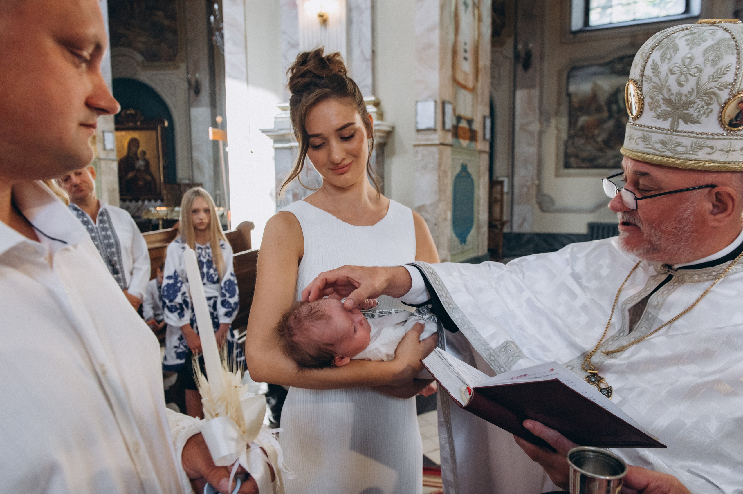 Фотосесія Хрещення Тернопіль, фотосесія хрестин Тернопіль, Катедра Тернопіль, фотосесія хрещення катедра. Сімейний, дитячий та індивідуальний фотограф в м. Тернопіль, м. Львів