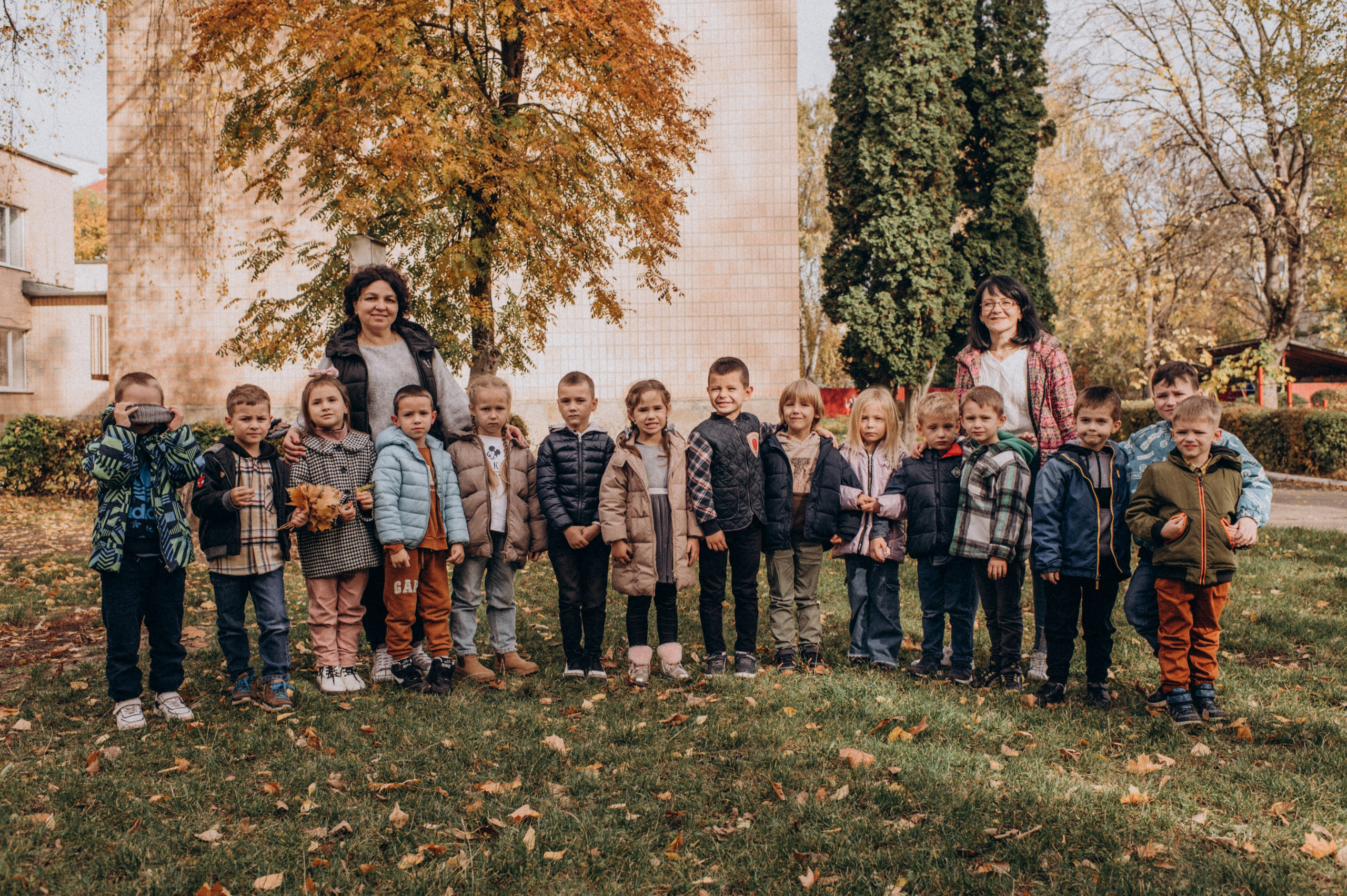 Фотосесія в дитячому садку, фотосесія на віньєтки, випускні фотоальбоми Тернопіль, шкільні фотоальбоми Тернопіль, зйомка випускного садочку. Сімейний, дитячий та індивідуальний фотограф в м. Тернопіль, м. Львів
