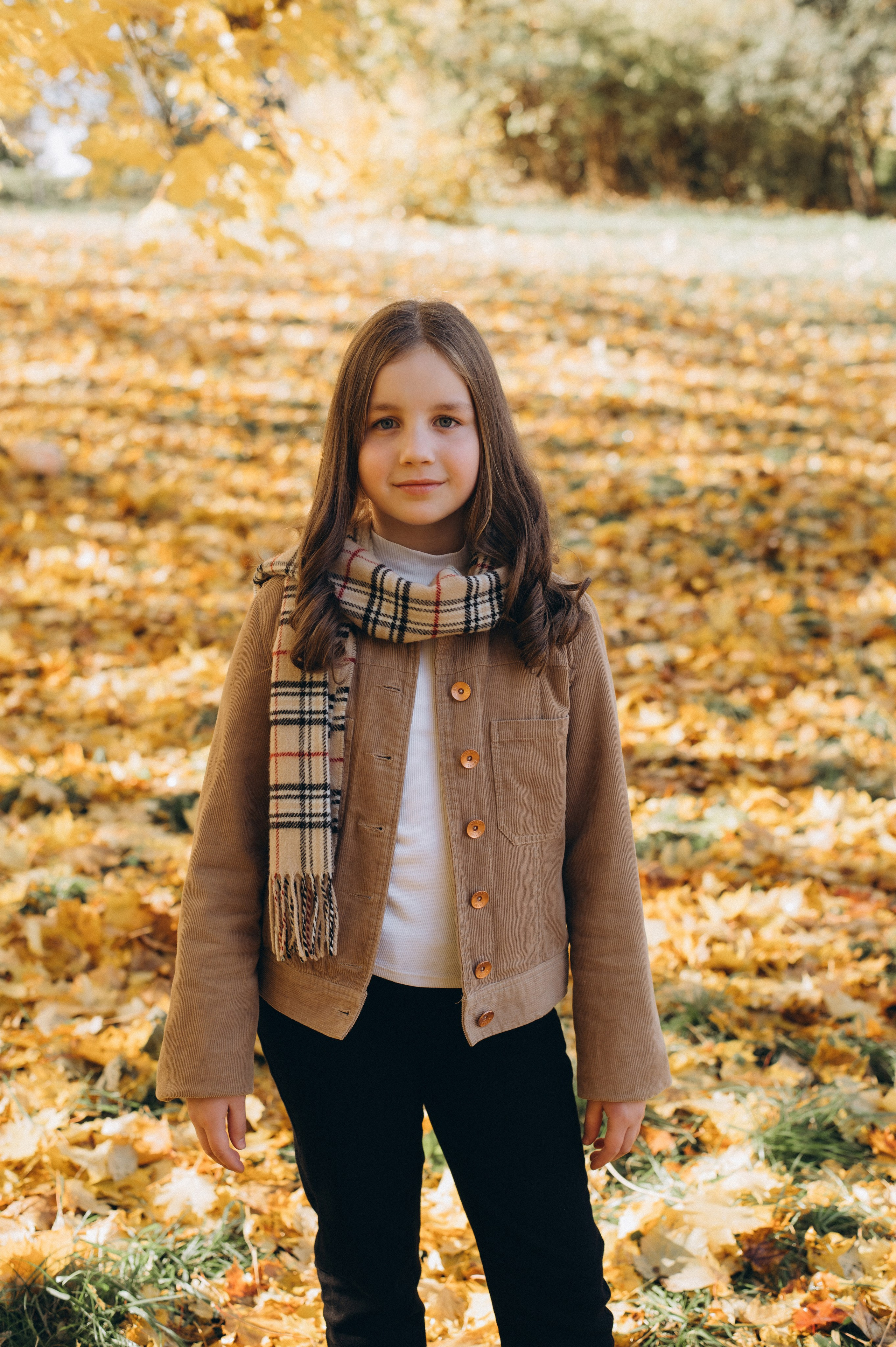 Осіння фотосесія 4 класу на віньєтки, випускні фотоальбоми Тернопіль, фотосесія випускників Тернопіль, шкільний випускний альбом Тернопіль. Сімейний, дитячий та індивідуальний фотограф в м. Тернопіль, м. Львів